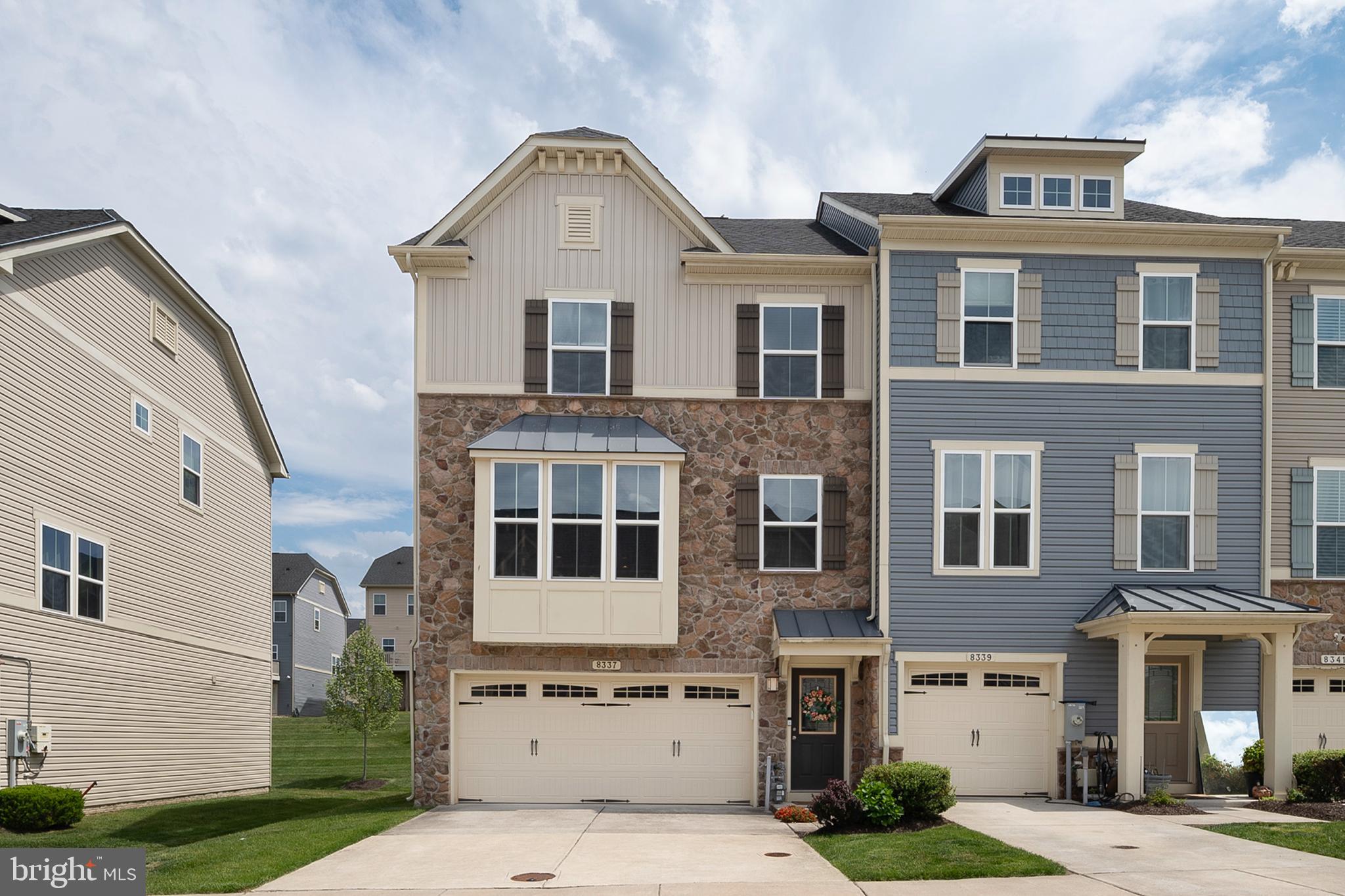 CREEKSIDE VILLAGE AT TANYARD SPRINGS - Residential