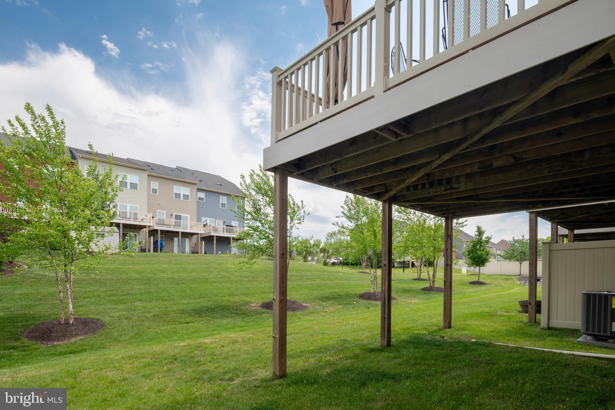 CREEKSIDE VILLAGE AT TANYARD SPRINGS - Residential