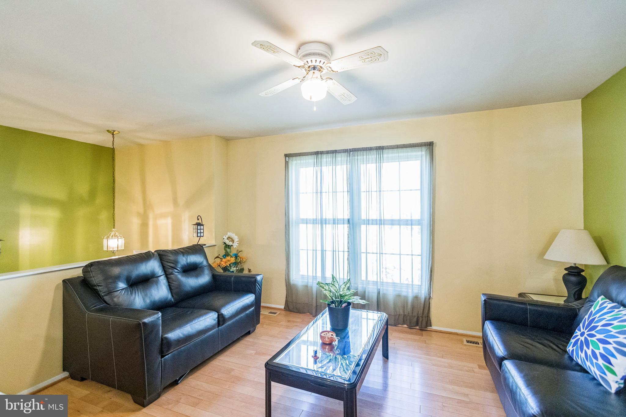 8252 GLEN COURT