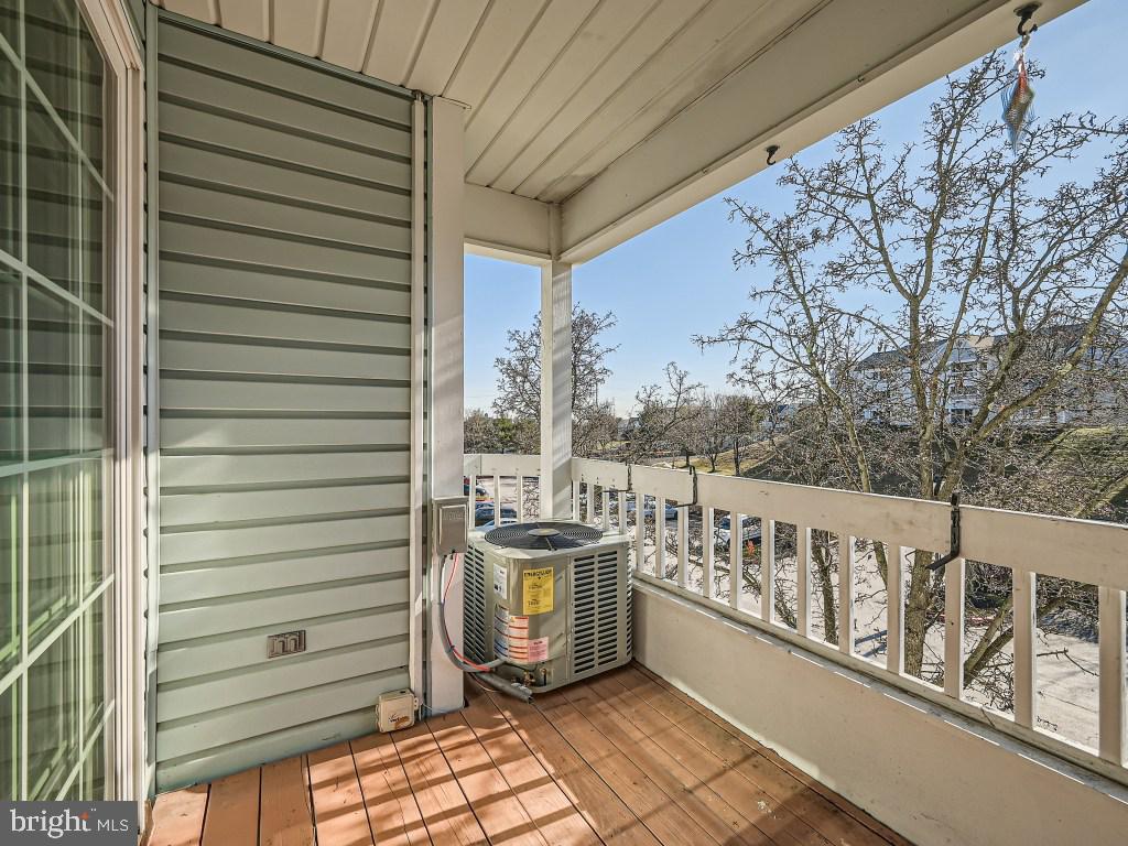 VILLAGE OF MONTGOMERY RUN - Residential