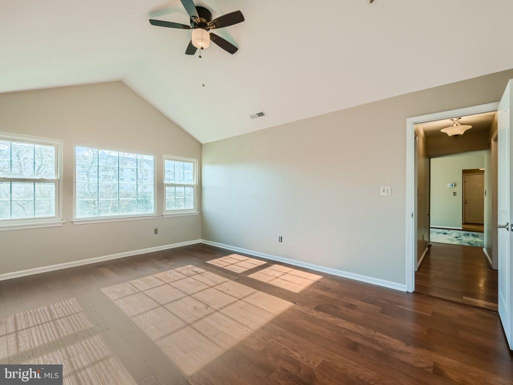 VILLAGE OF MONTGOMERY RUN - Residential