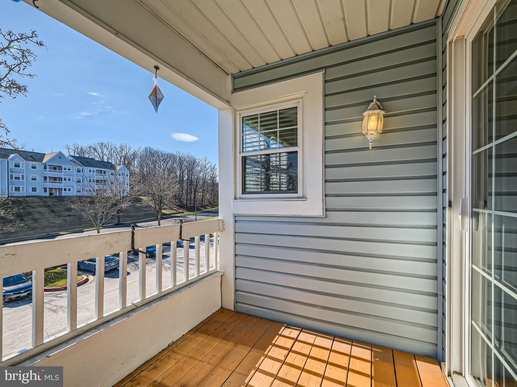 VILLAGE OF MONTGOMERY RUN - Residential