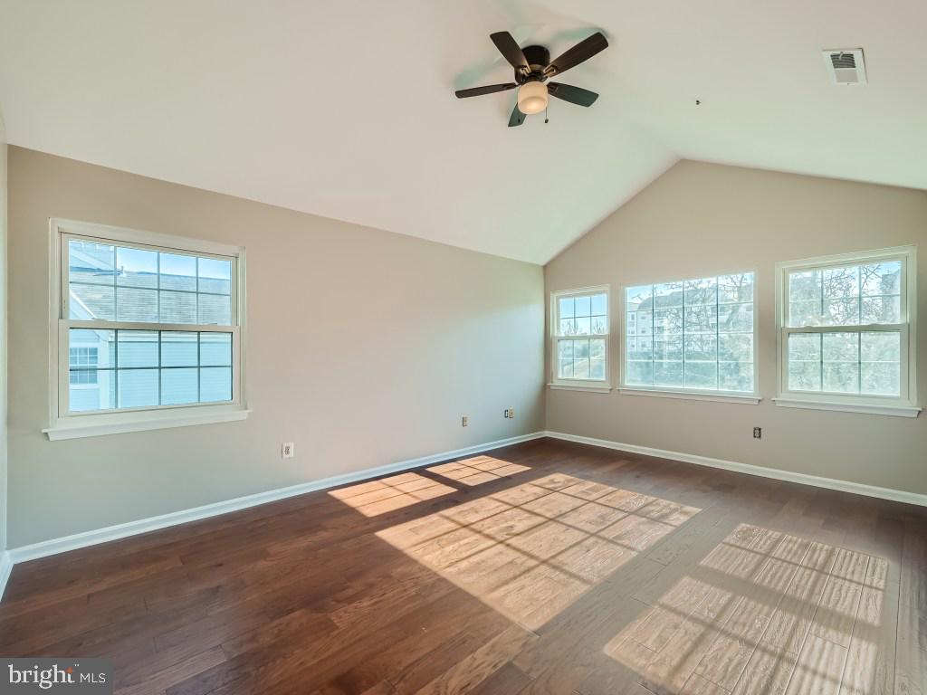 VILLAGE OF MONTGOMERY RUN - Residential