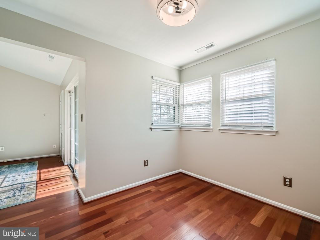 VILLAGE OF MONTGOMERY RUN - Residential