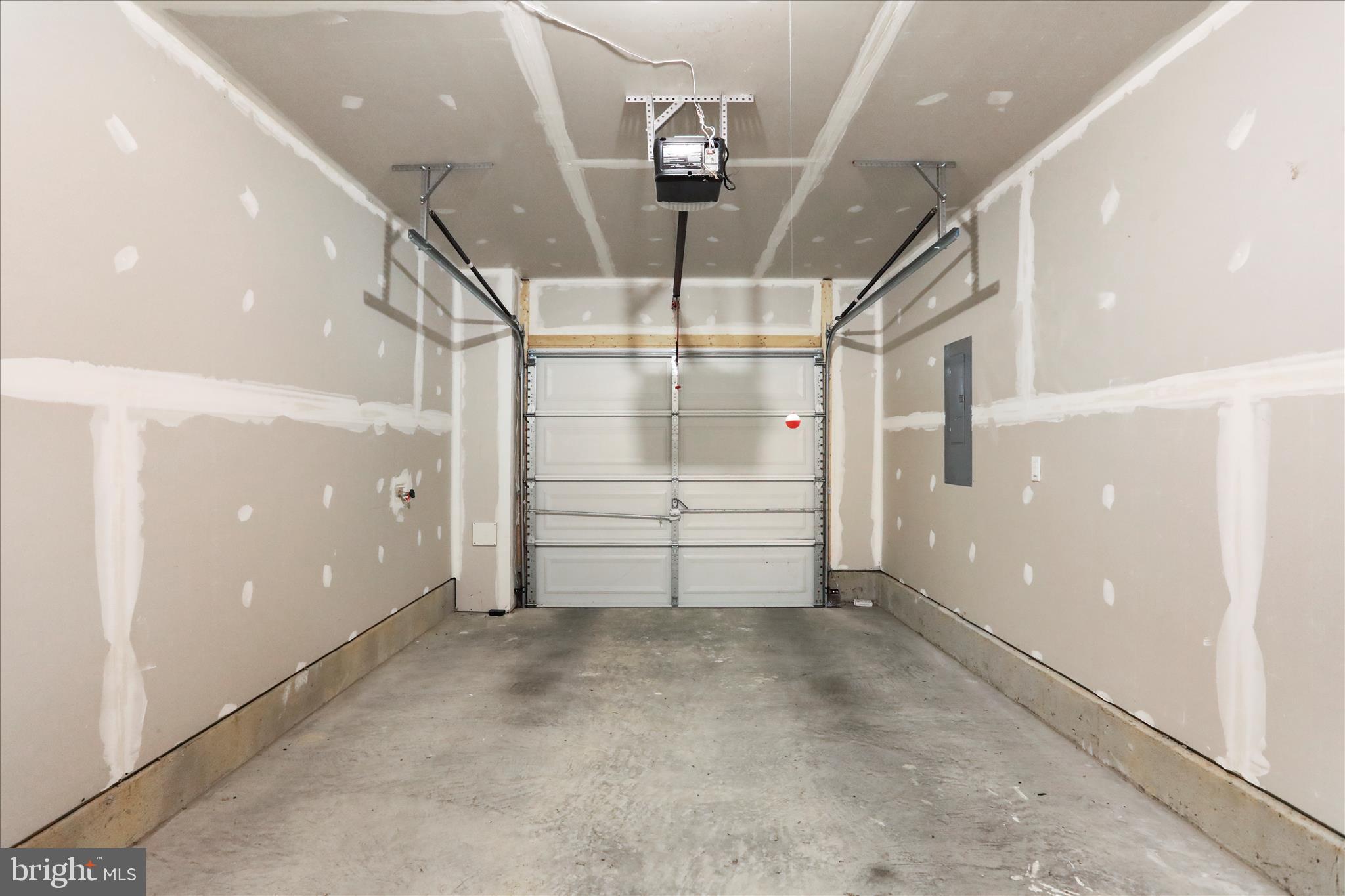 BERKELEY RIDGE - Residential