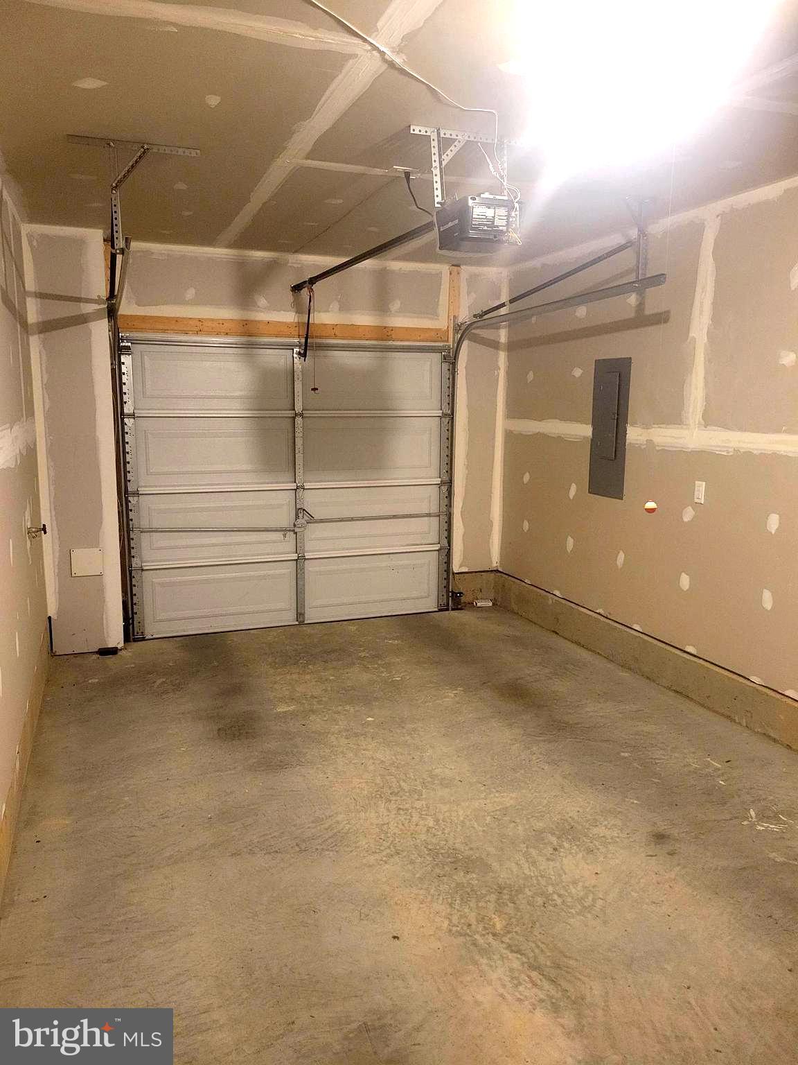 BERKELEY RIDGE - Residential