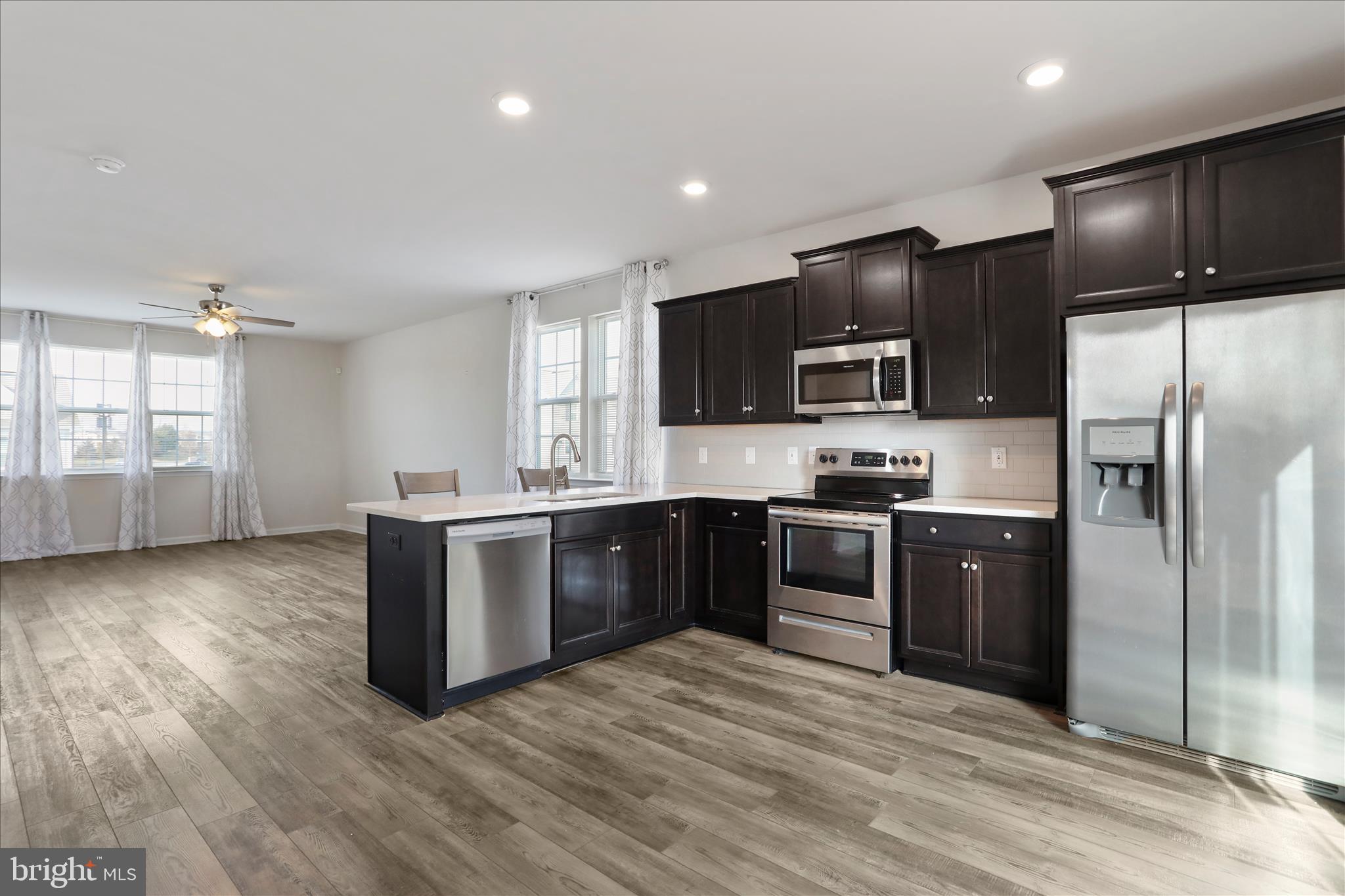 BERKELEY RIDGE - Residential