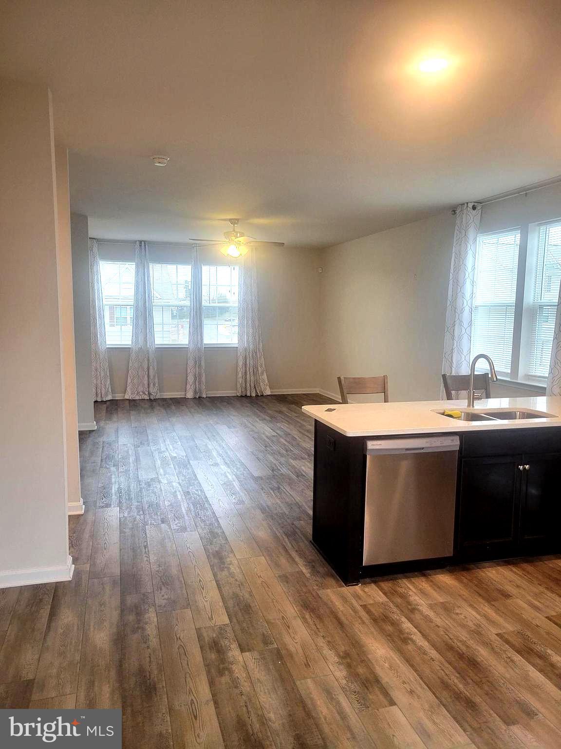 BERKELEY RIDGE - Residential