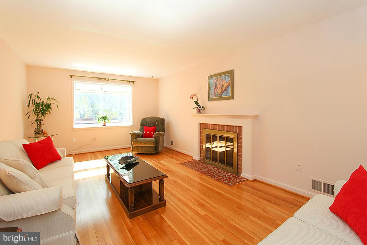 ORANGE HUNT ESTATES - Residential