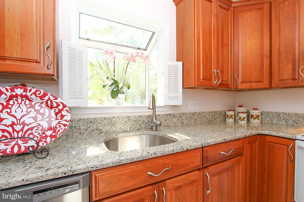 ORANGE HUNT ESTATES - Residential