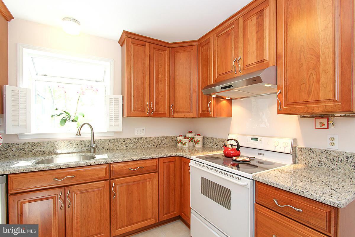 ORANGE HUNT ESTATES - Residential