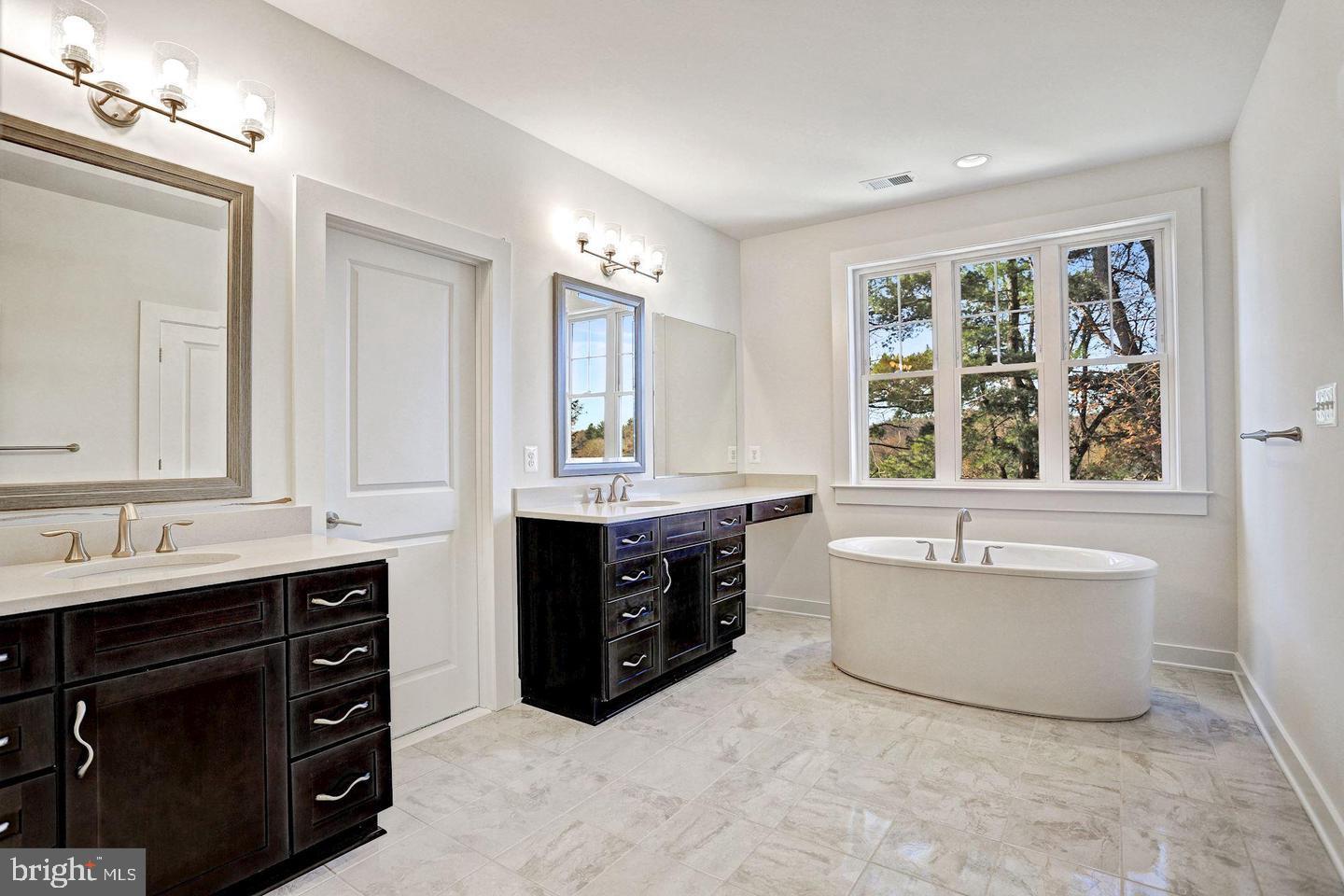 WALNUT RIDGE - Residential