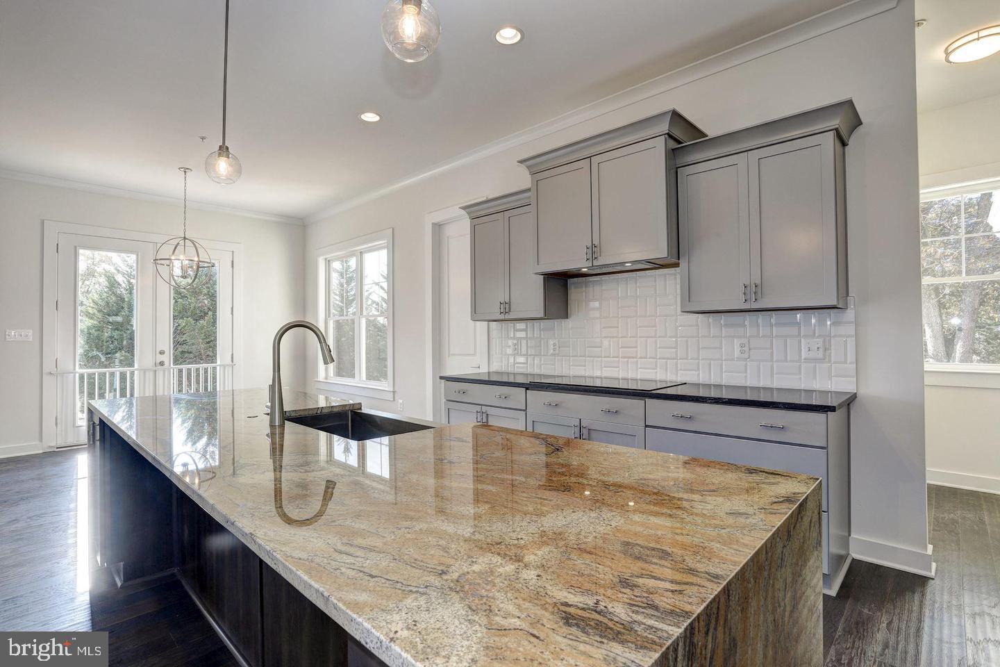 WALNUT RIDGE - Residential