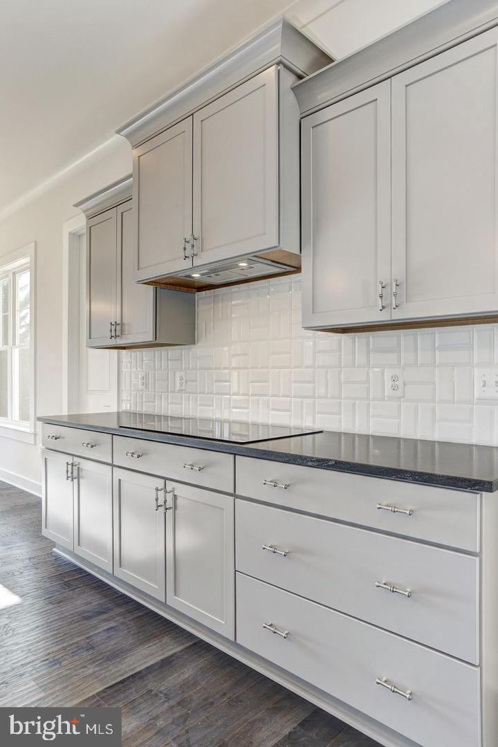 WALNUT RIDGE - Residential