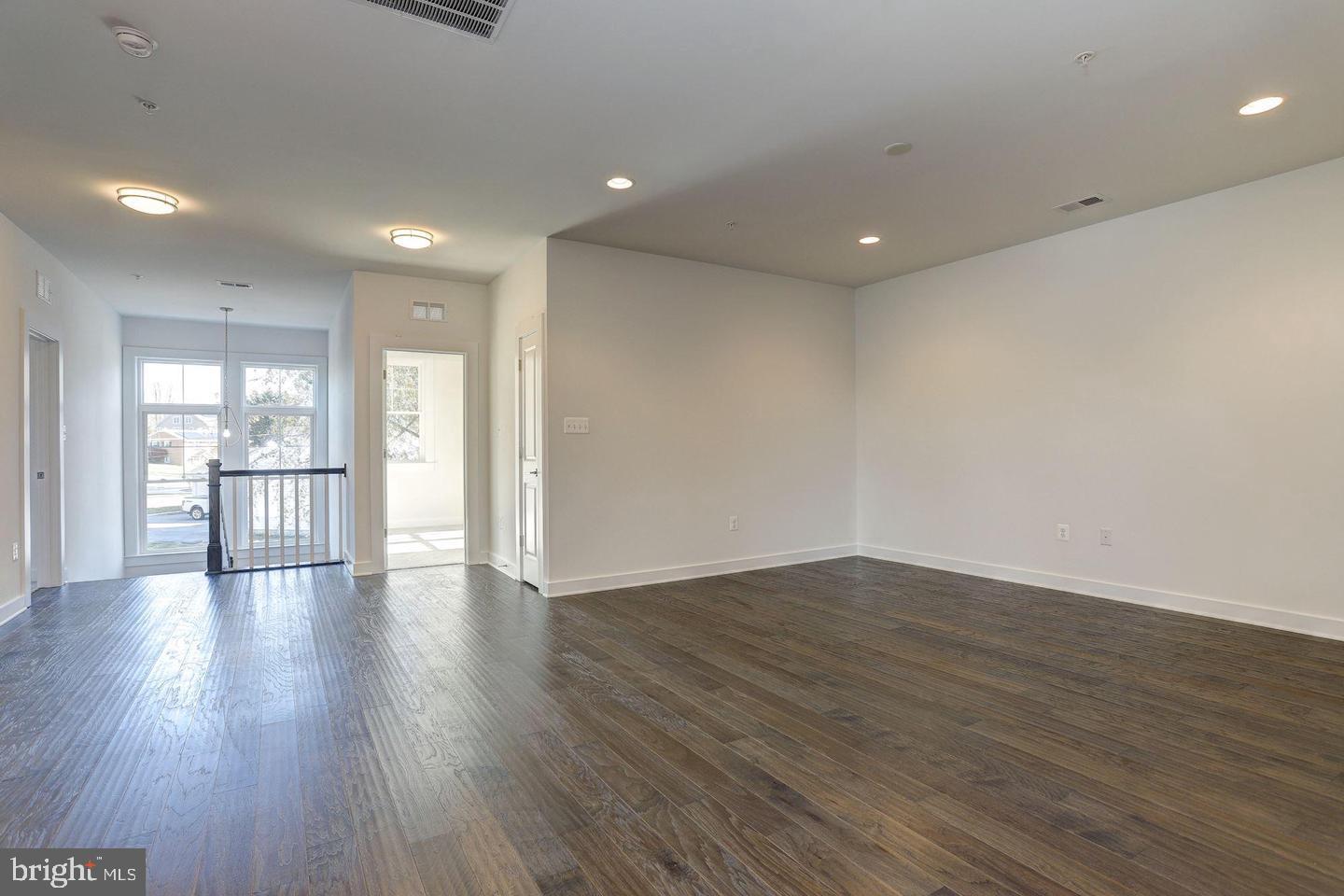 WALNUT RIDGE - Residential