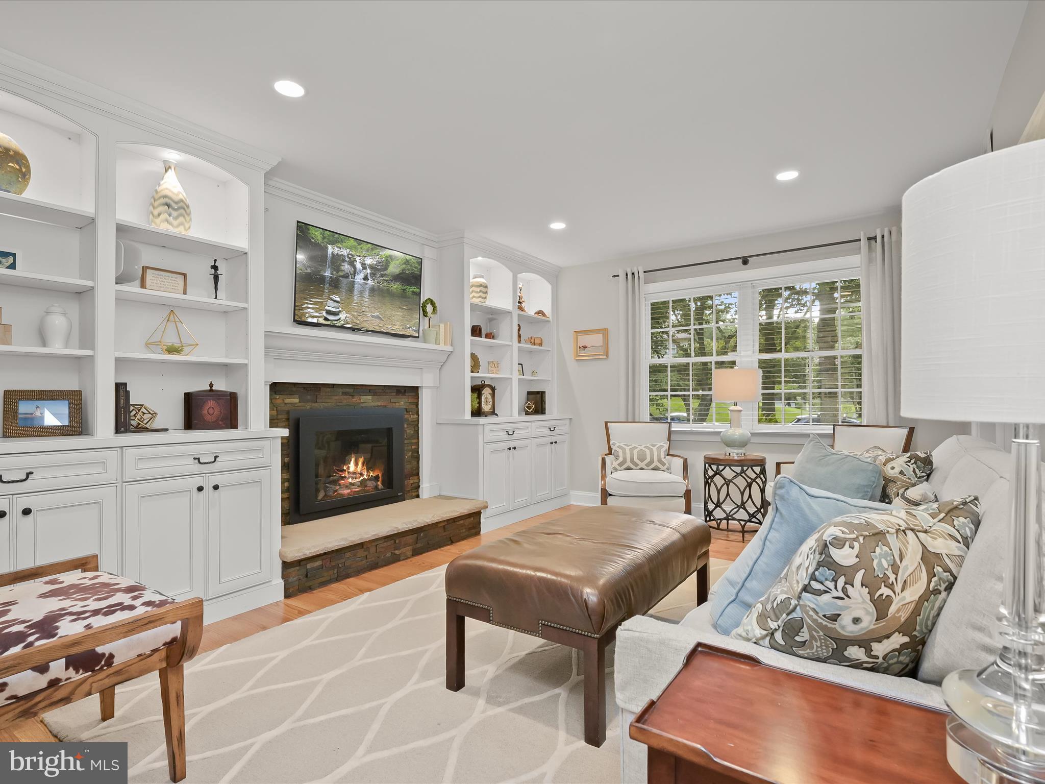 3643 CRAGSMOOR COURT