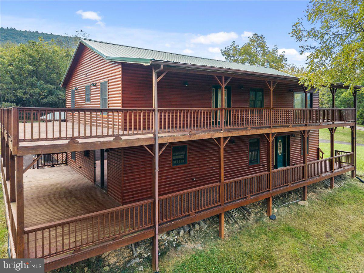 325 COYOTE RUN ROAD