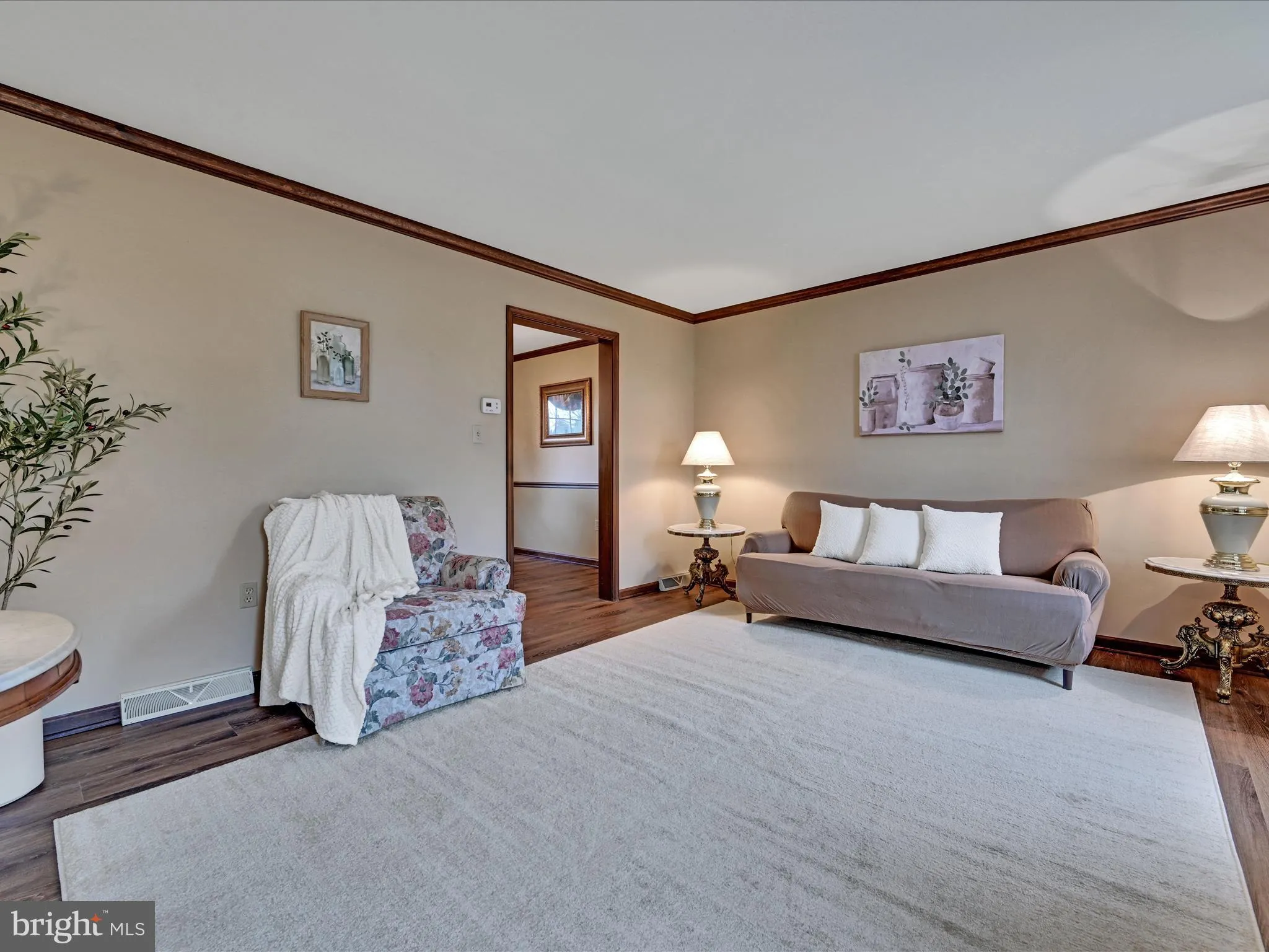 Ephrata, Pennsylvania 17522, United States, 3 Bedrooms Bedrooms, ,2 BathroomsBathrooms,Residential,Pending,19109