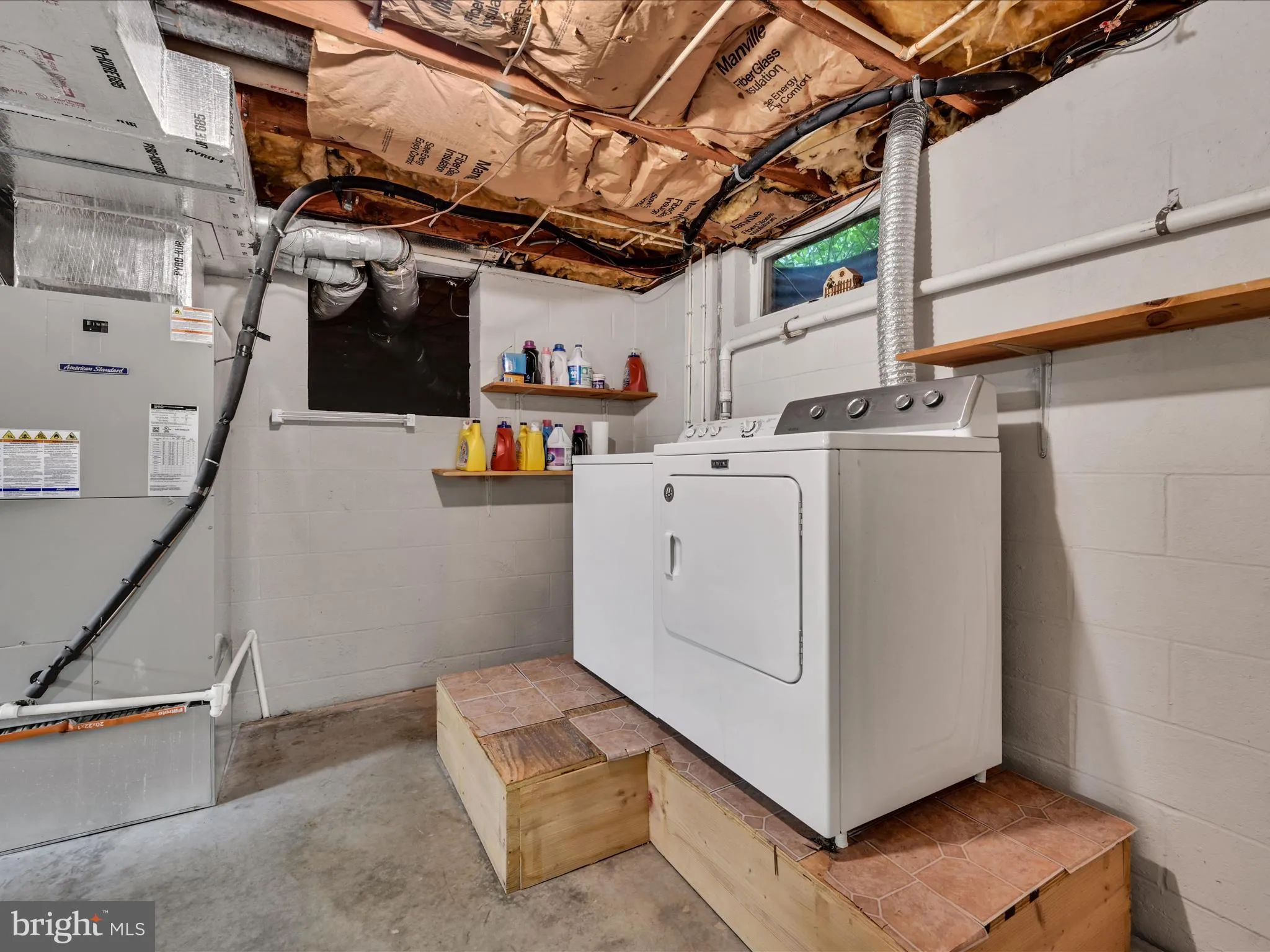 Ephrata, Pennsylvania 17522, United States, 3 Bedrooms Bedrooms, ,2 BathroomsBathrooms,Residential,Pending,19109