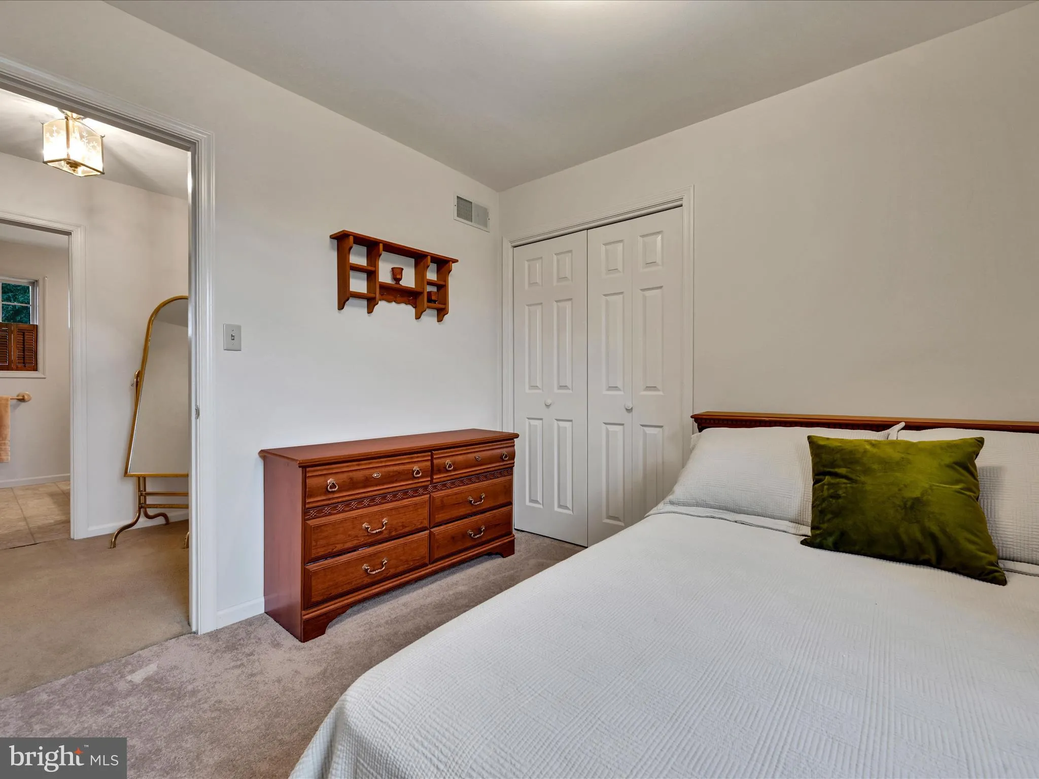 Ephrata, Pennsylvania 17522, United States, 3 Bedrooms Bedrooms, ,2 BathroomsBathrooms,Residential,Pending,19109