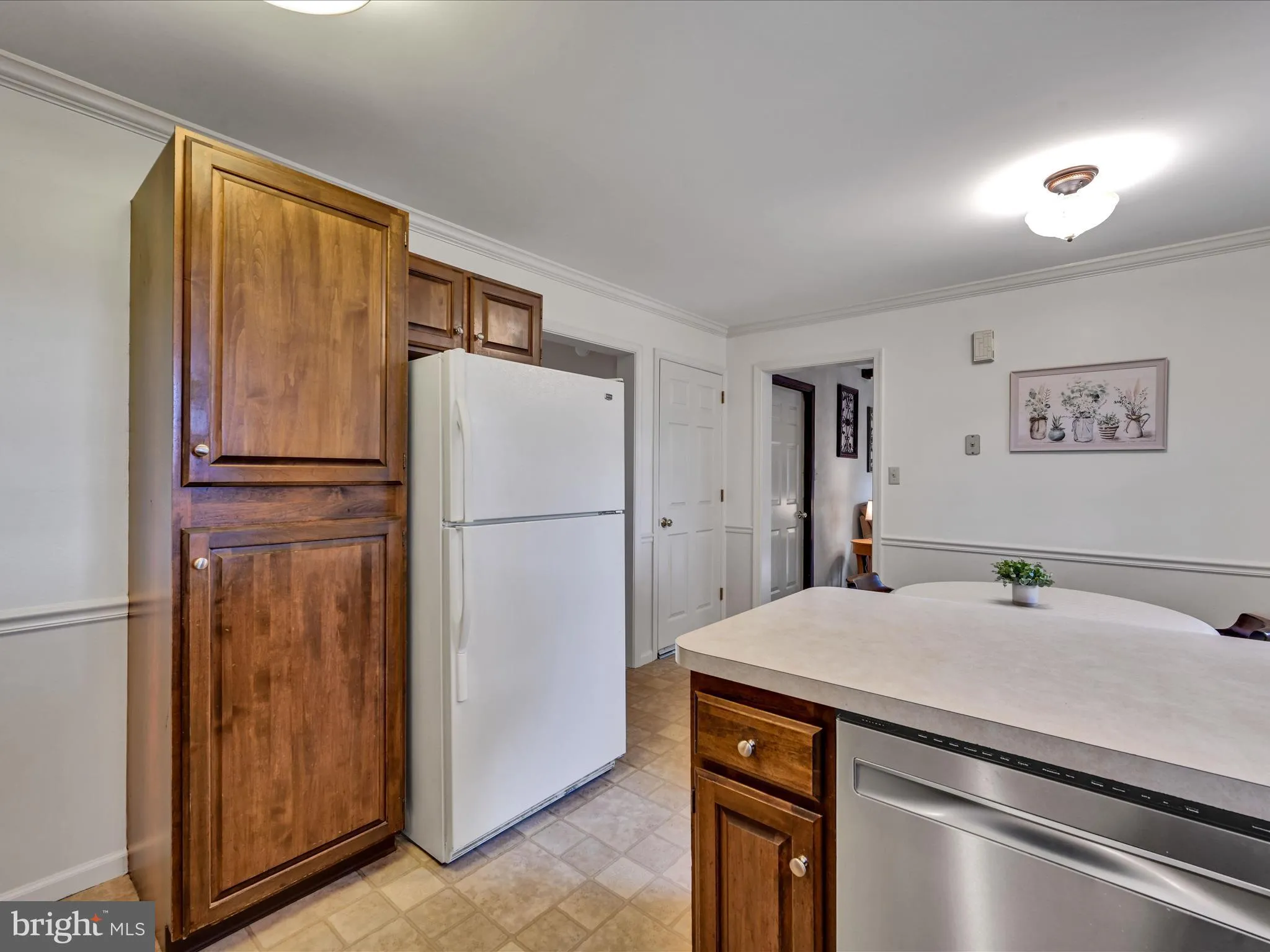 Ephrata, Pennsylvania 17522, United States, 3 Bedrooms Bedrooms, ,2 BathroomsBathrooms,Residential,Pending,19109