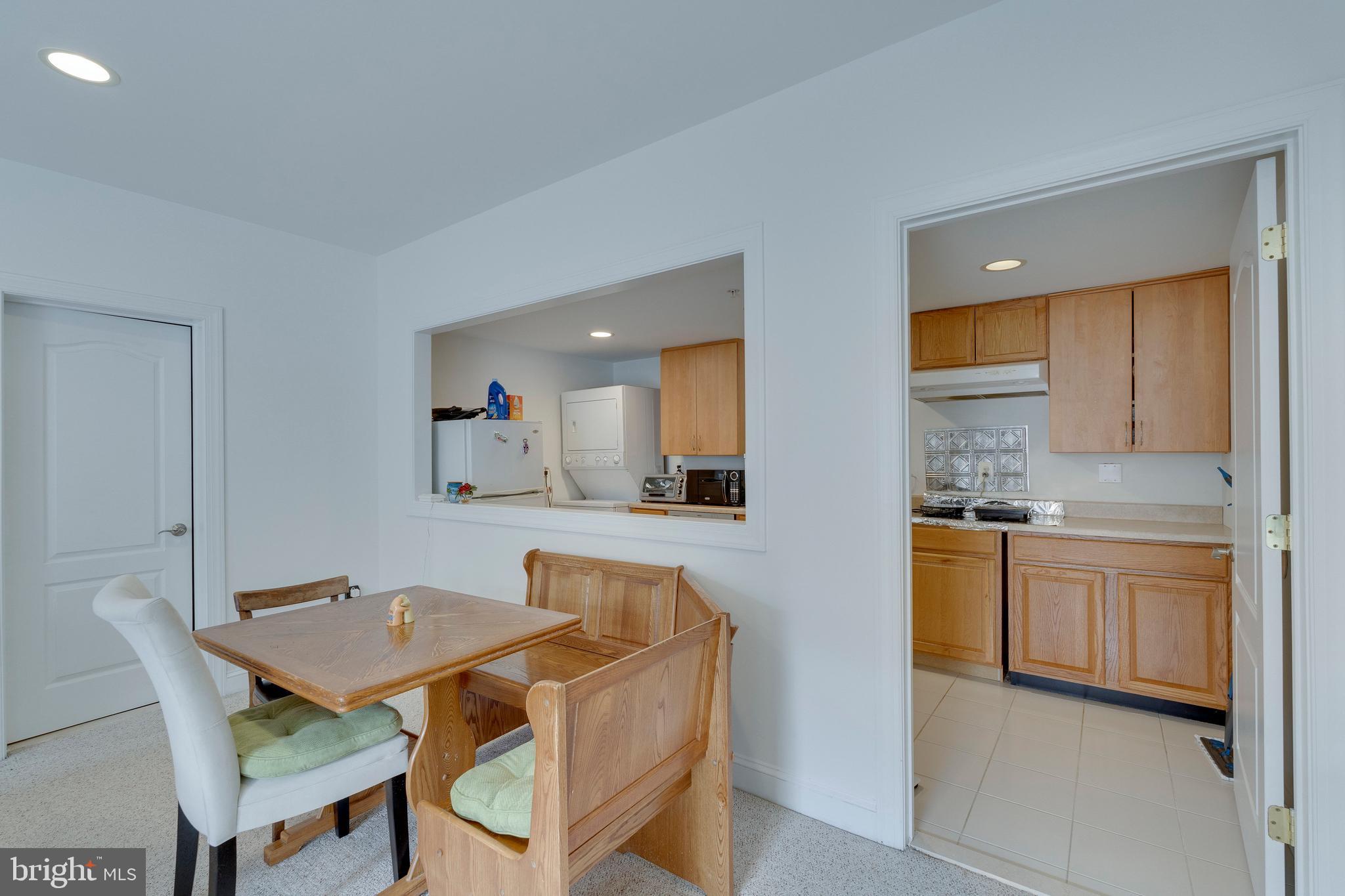 PINEVIEW - Residential Lease