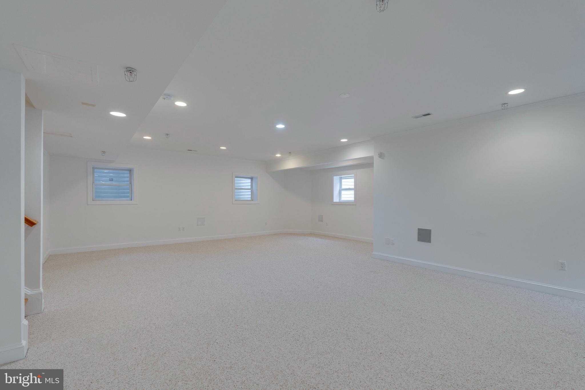 PINEVIEW - Residential Lease