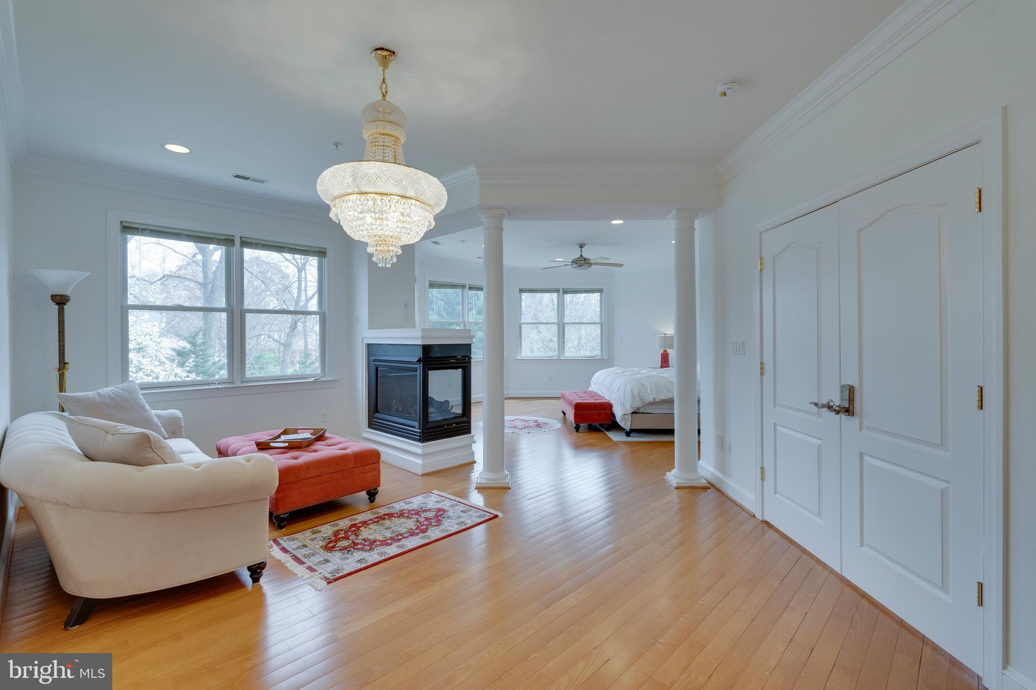 PINEVIEW - Residential Lease