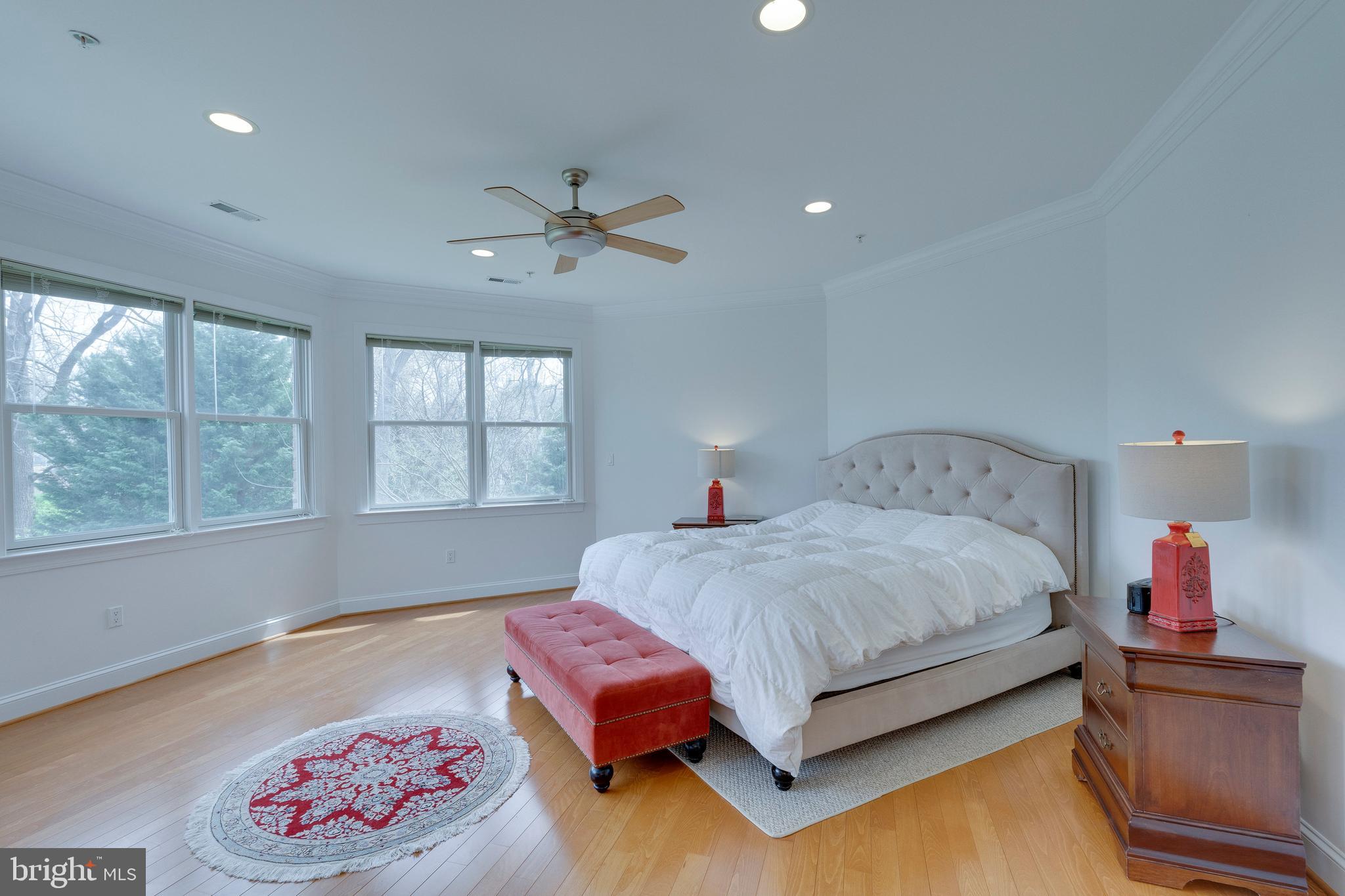 PINEVIEW - Residential Lease