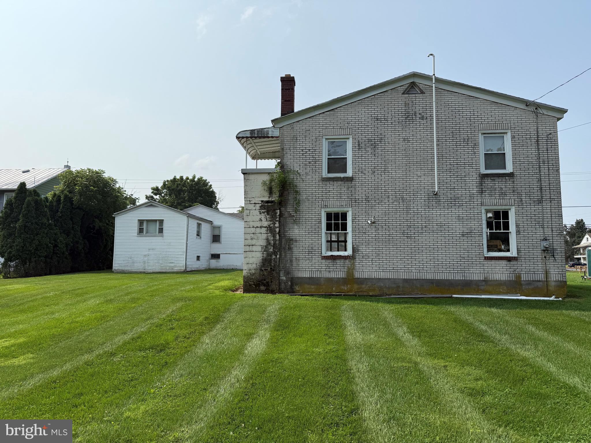 1303 MT LAUREL ROAD