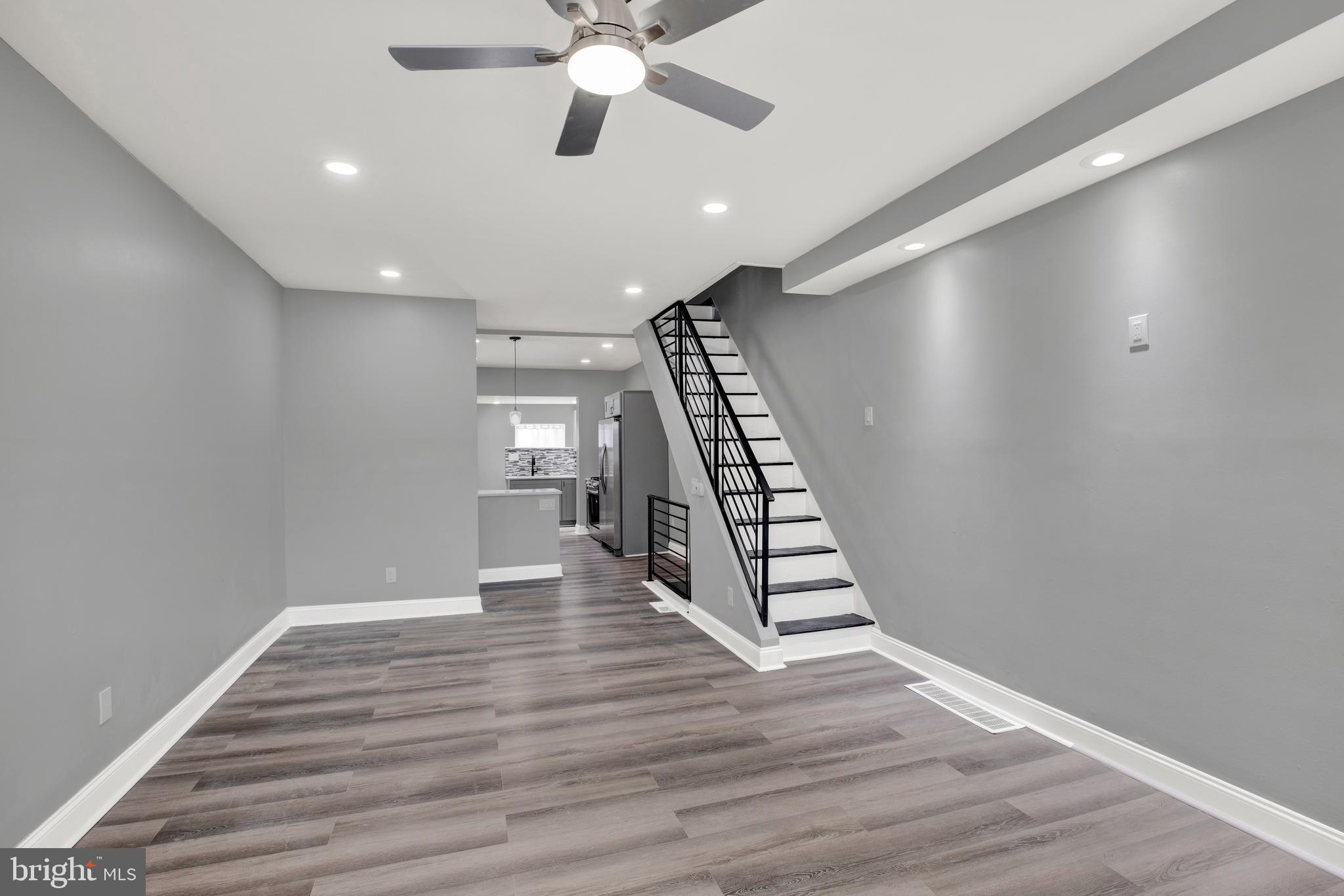 PORT RICHMOND - Residential