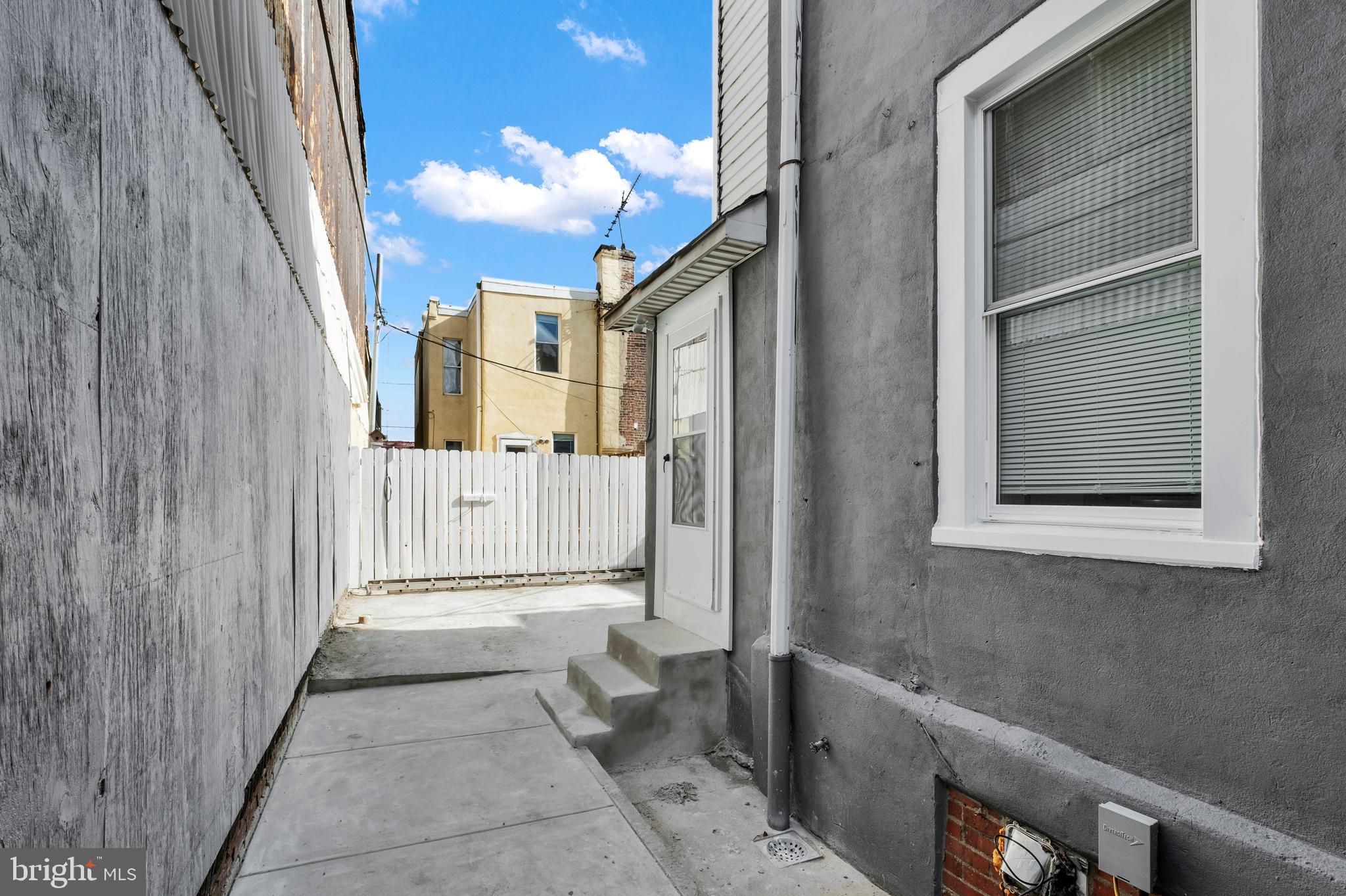 PORT RICHMOND - Residential