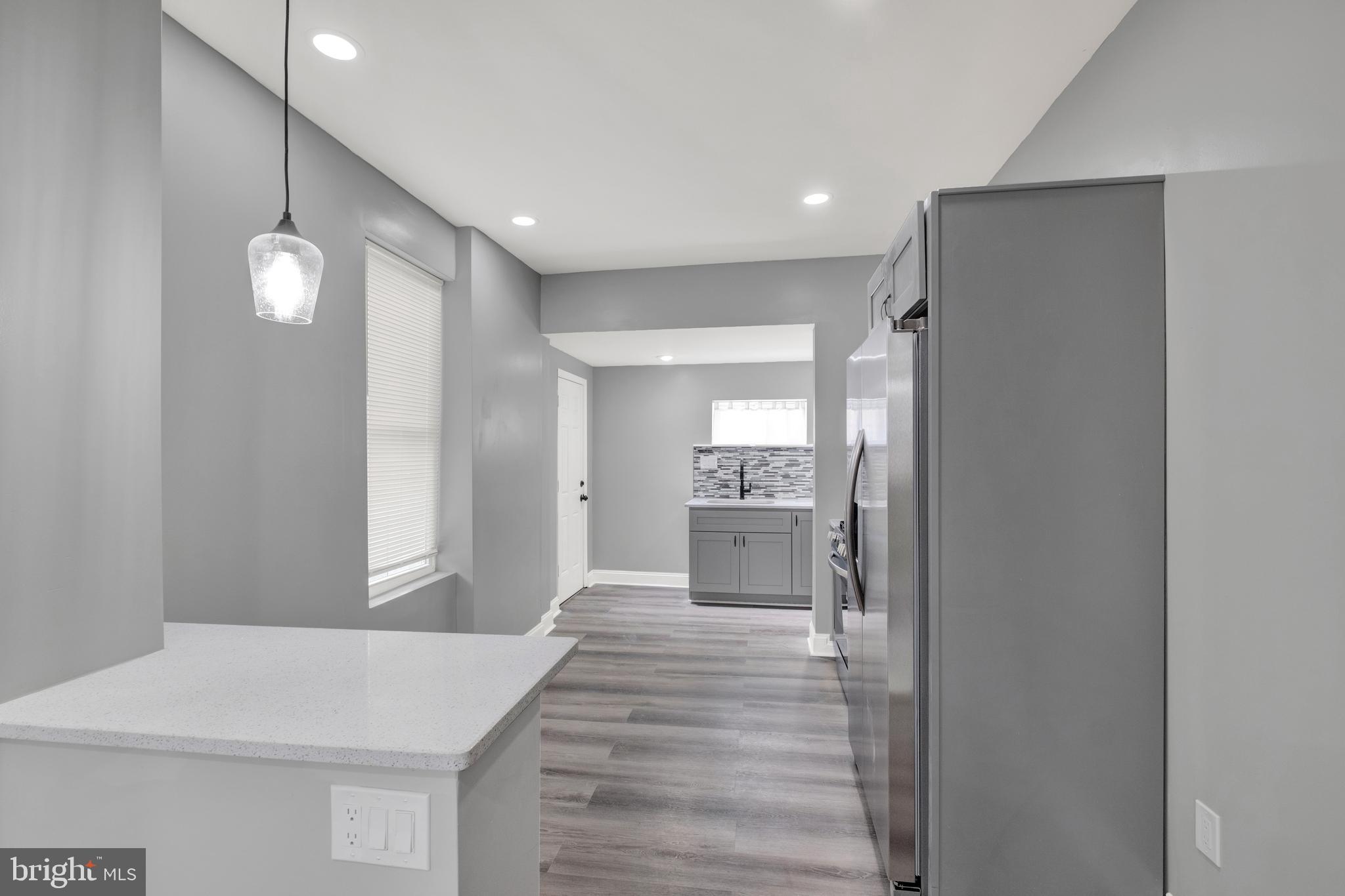 PORT RICHMOND - Residential