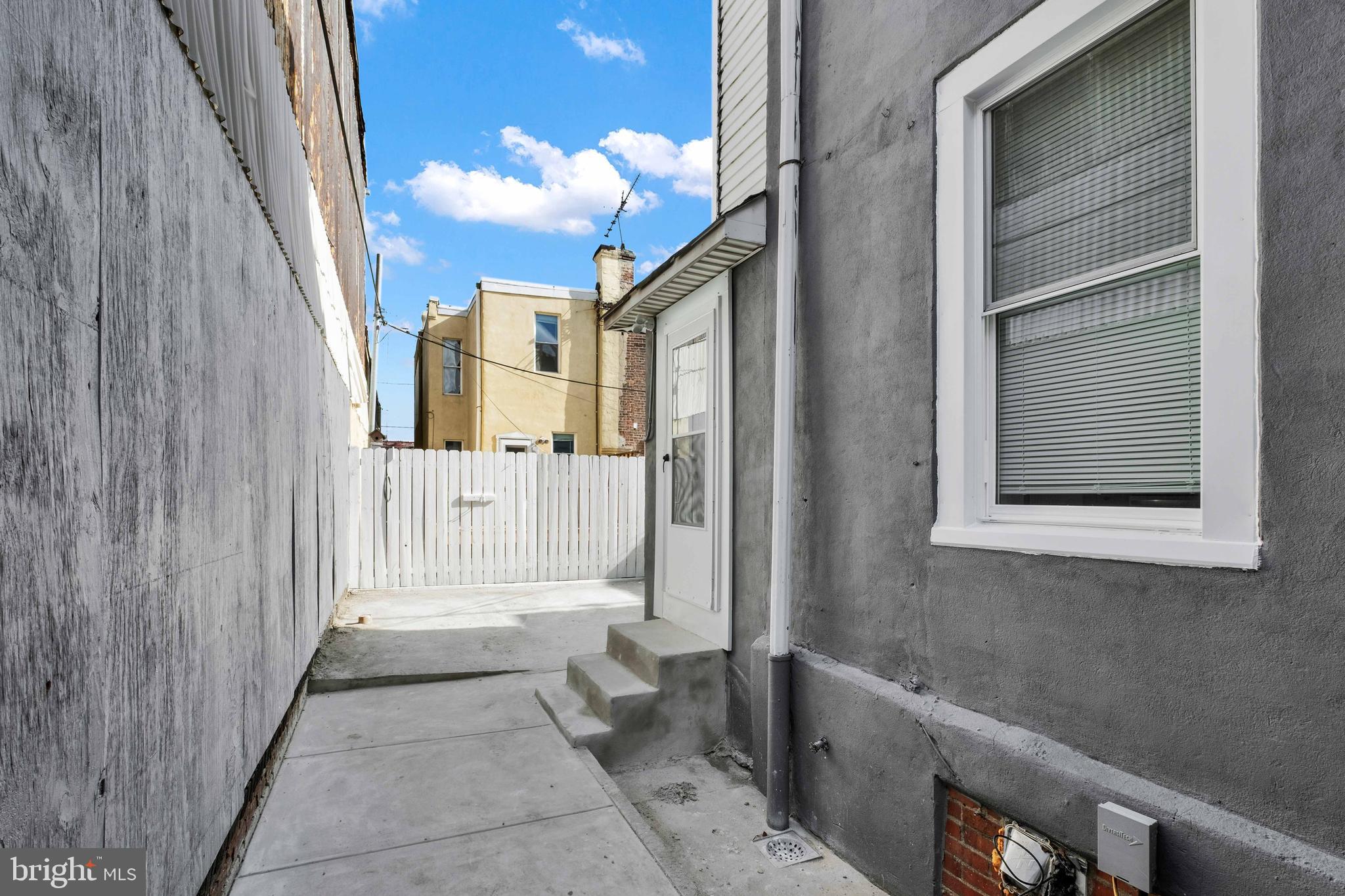 PORT RICHMOND - Residential