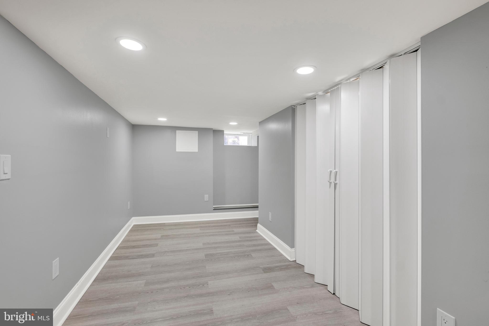 PORT RICHMOND - Residential