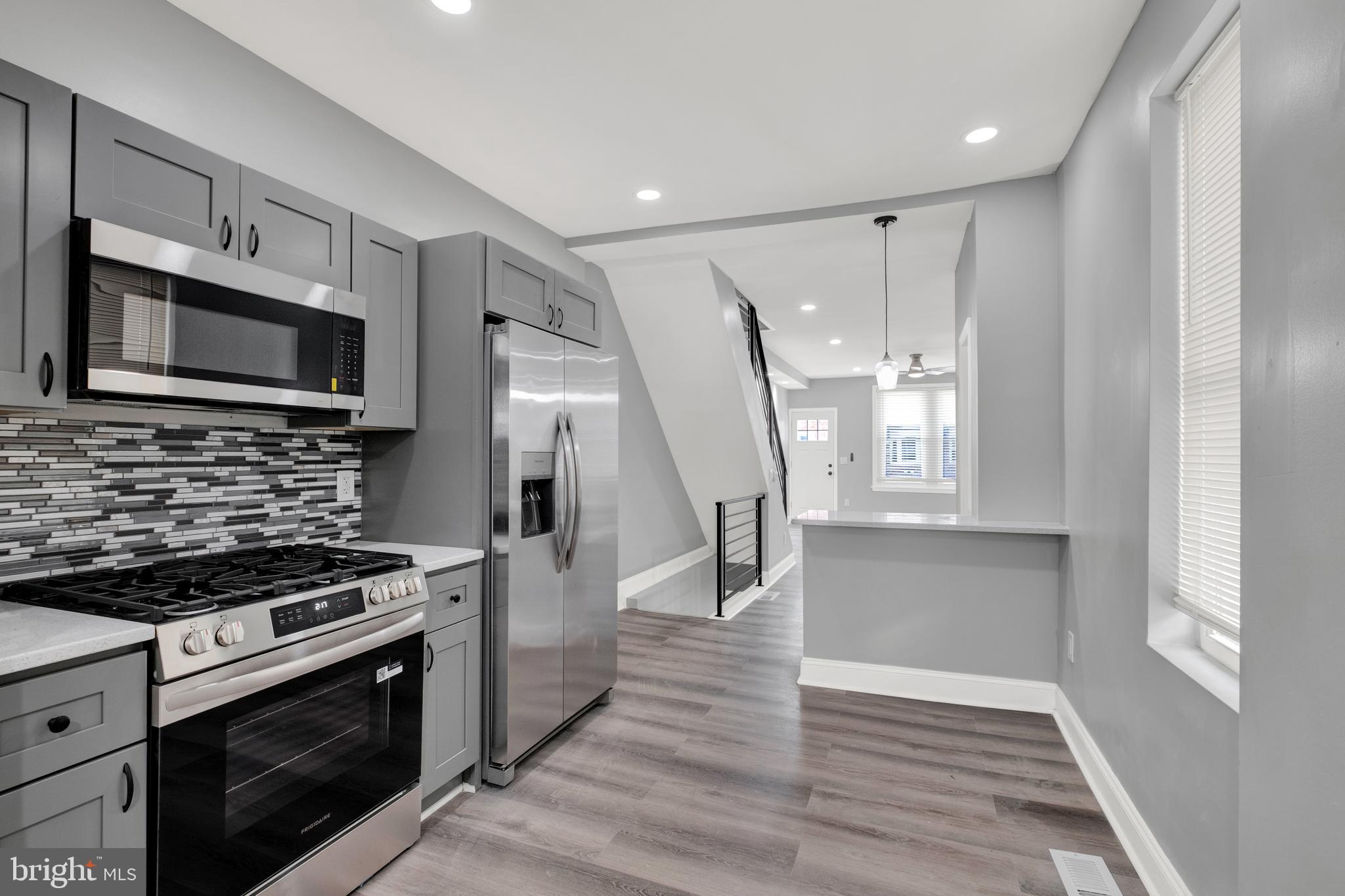 PORT RICHMOND - Residential