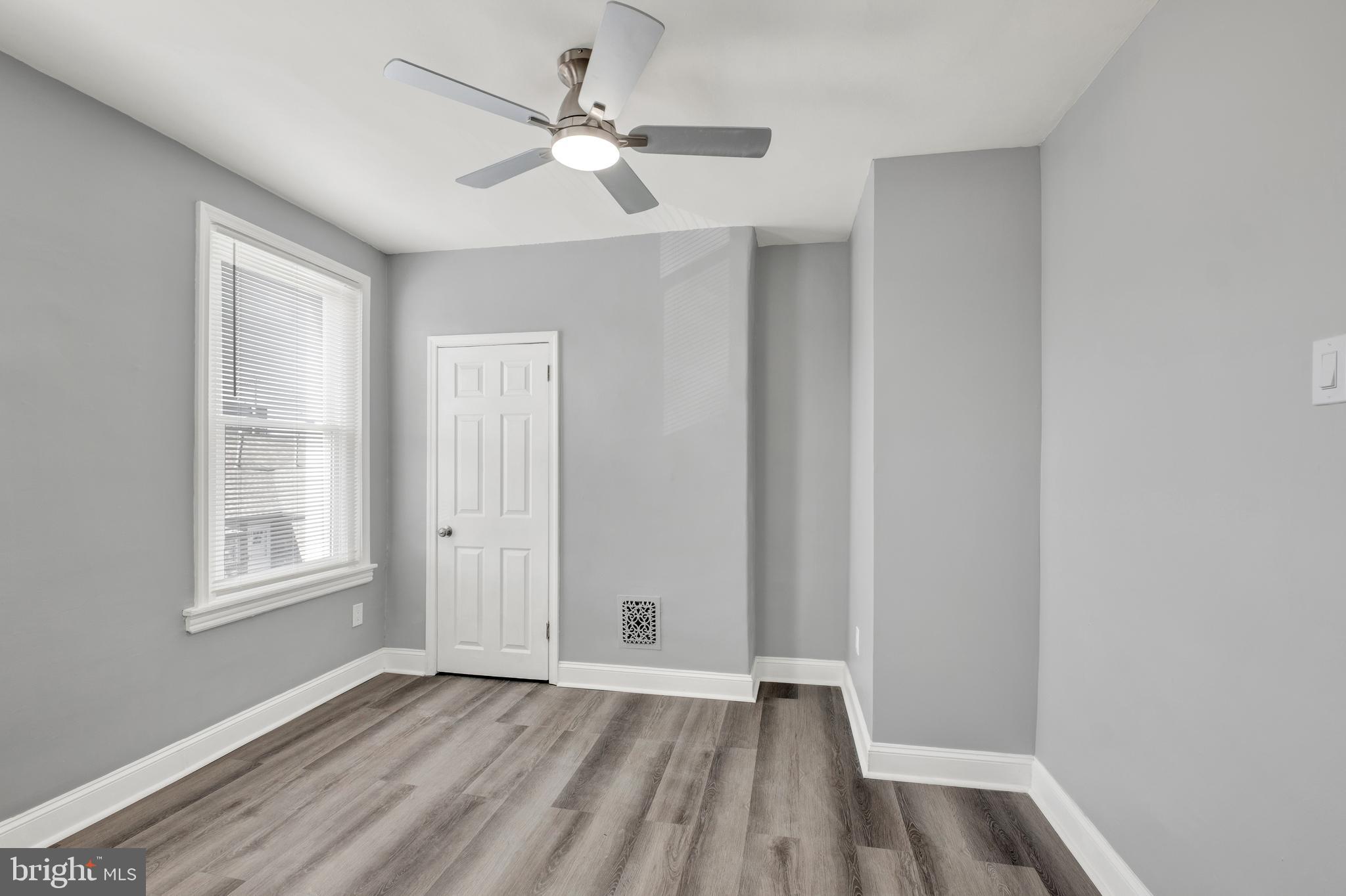 PORT RICHMOND - Residential