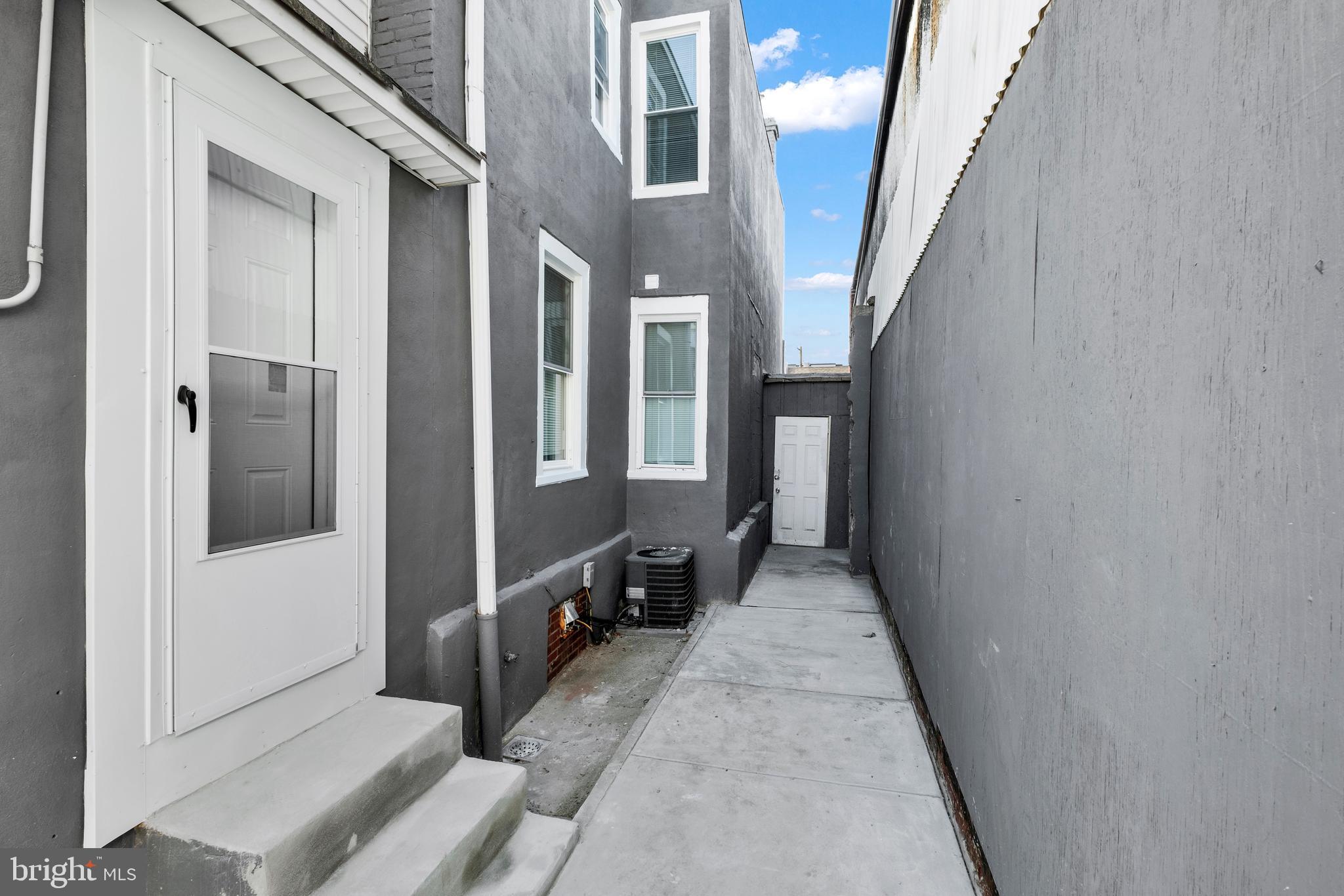 PORT RICHMOND - Residential