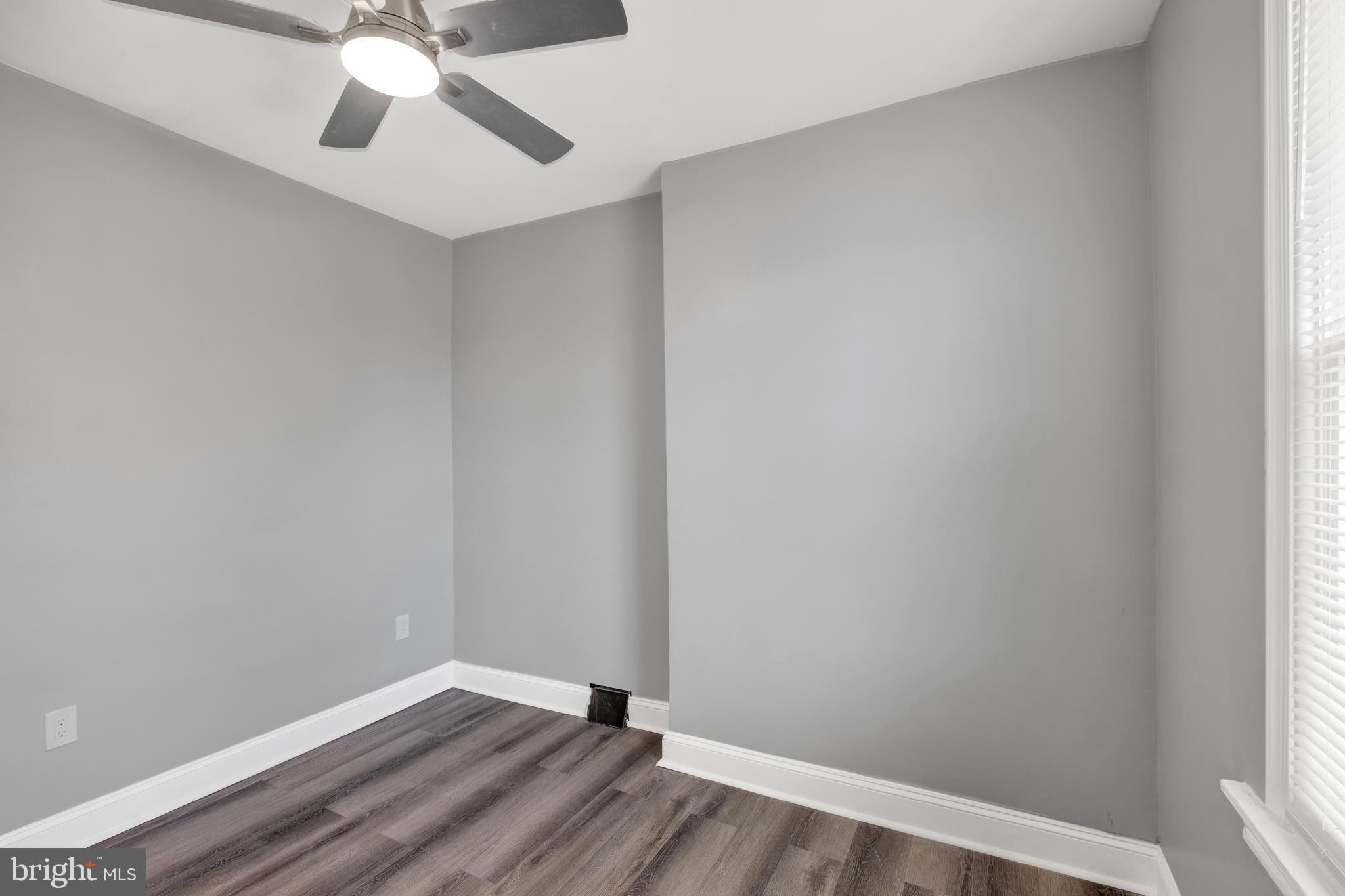 PORT RICHMOND - Residential