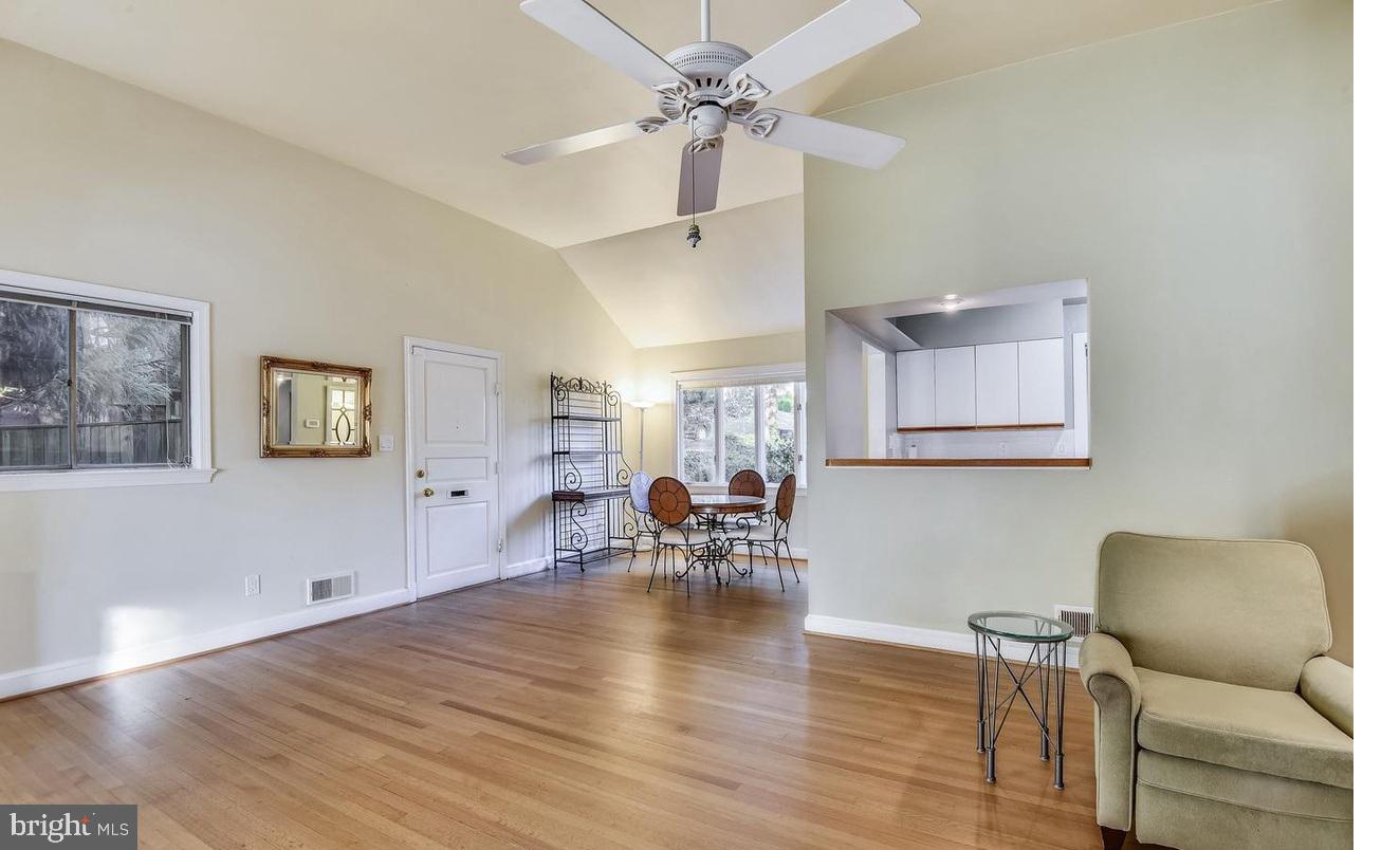 BERKLEY - Residential Lease