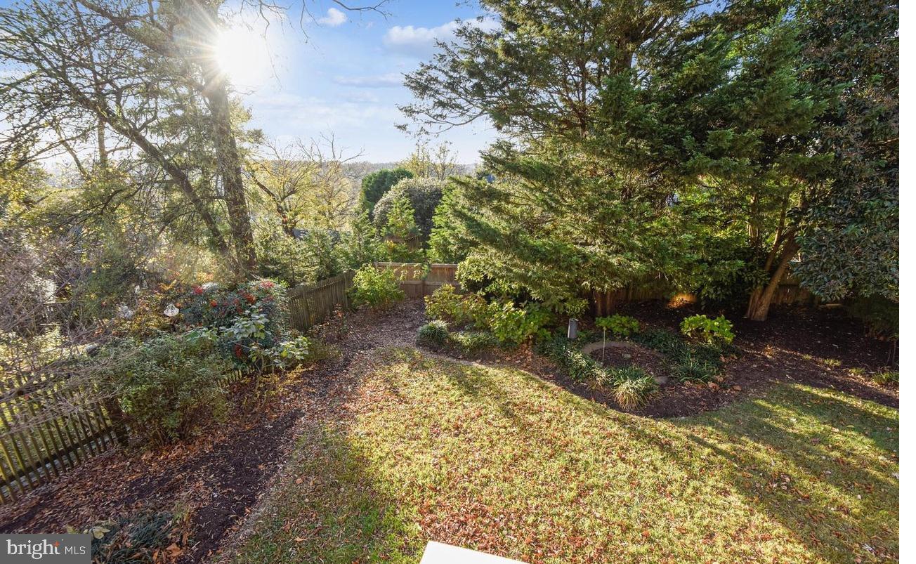 BERKLEY - Residential Lease