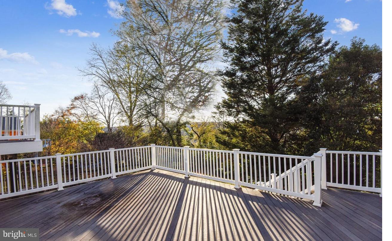 BERKLEY - Residential Lease