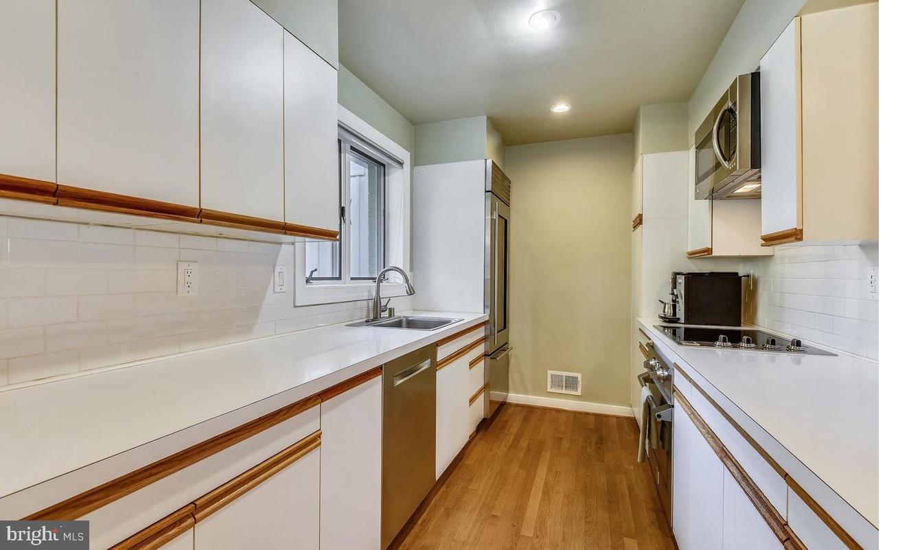 BERKLEY - Residential Lease