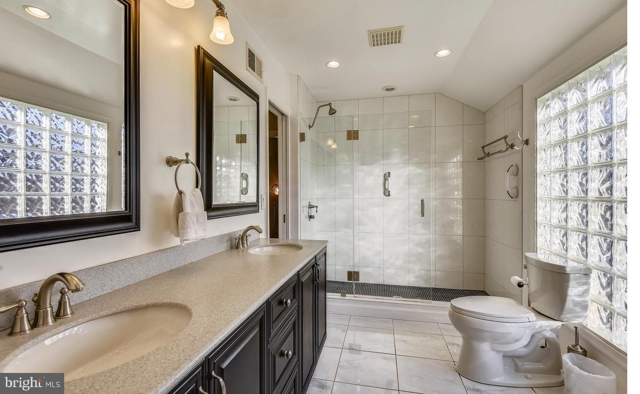 BERKLEY - Residential Lease