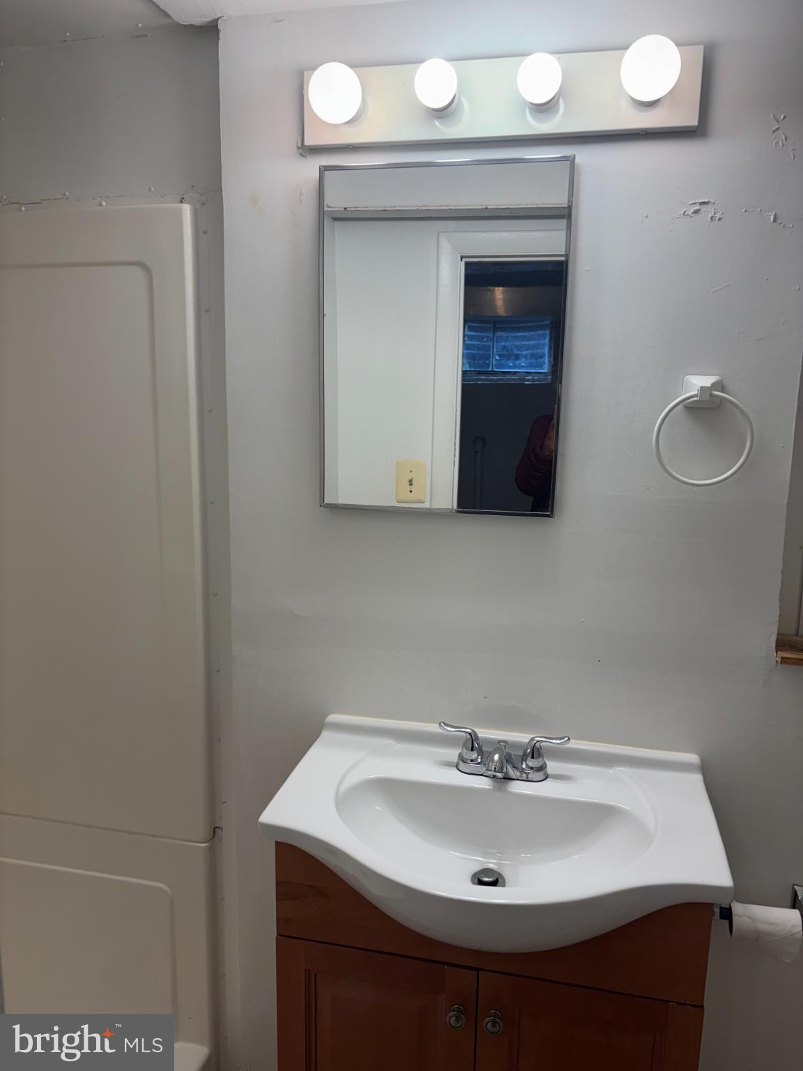 ADDISON HEIGHTS - Residential