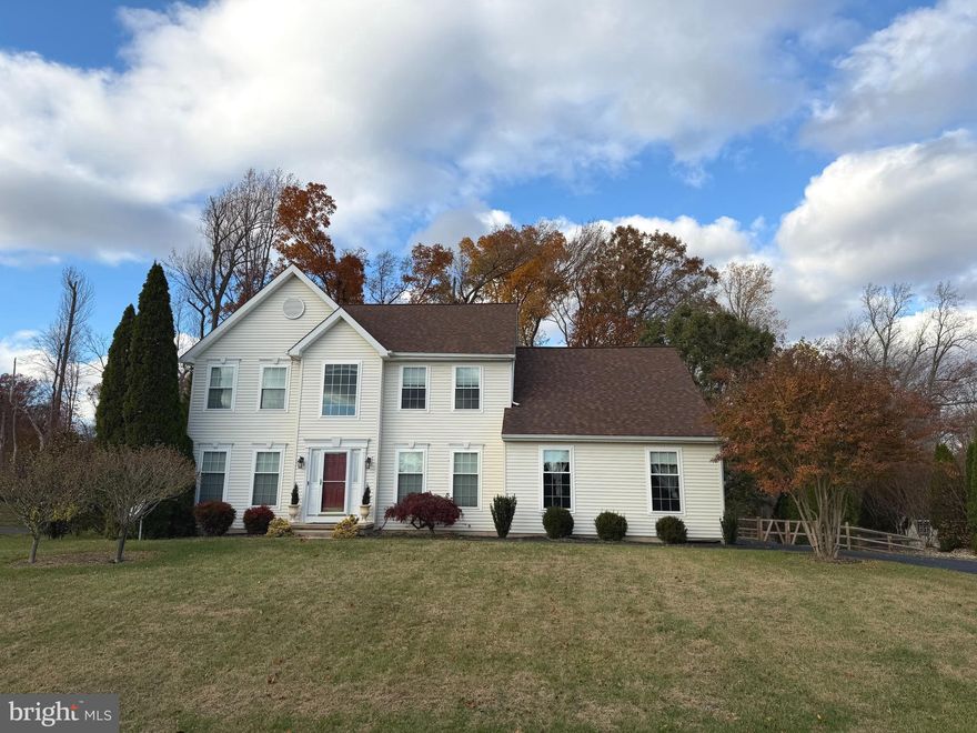 Welcome to the rarely available community of Clairborne. This is your chance to own a 4 bed, 2.5 bath home in the Appoquinimink school district and above the canal! The half-acre lot backs up to a wooded state nature preserve with a fenced in backyard. This property has many great features including a grand 2 story foyer, hardwood floors in foyer, living room, dining room, and kitchen, new kitchen quartz countertops and stainless-steel range and refrigerator, new windows installed in 2022, primary suite with a recently remodeled, luxurious bathroom (2019) and oversized shower, vaulted ceilings in primary bedroom and family room, backyard patio with hot tub, and a spacious finished basement. Convenient location! Easy access to Routes 896 and 40, dining, and shopping. Just minutes from Lums Pond State Park for outdoor adventures. Schedule your showing today! Only available due to due to Seller job transfer.