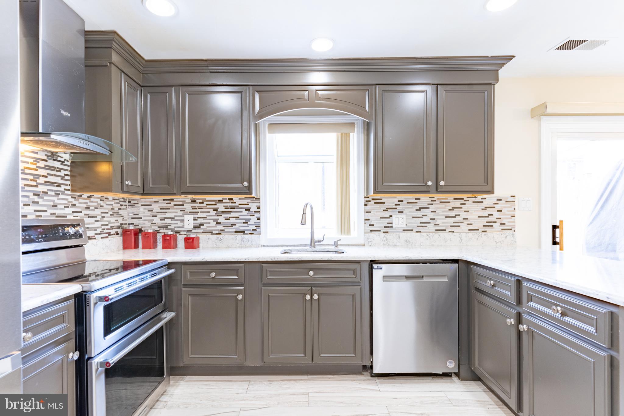 HAINES RIDGE - Residential