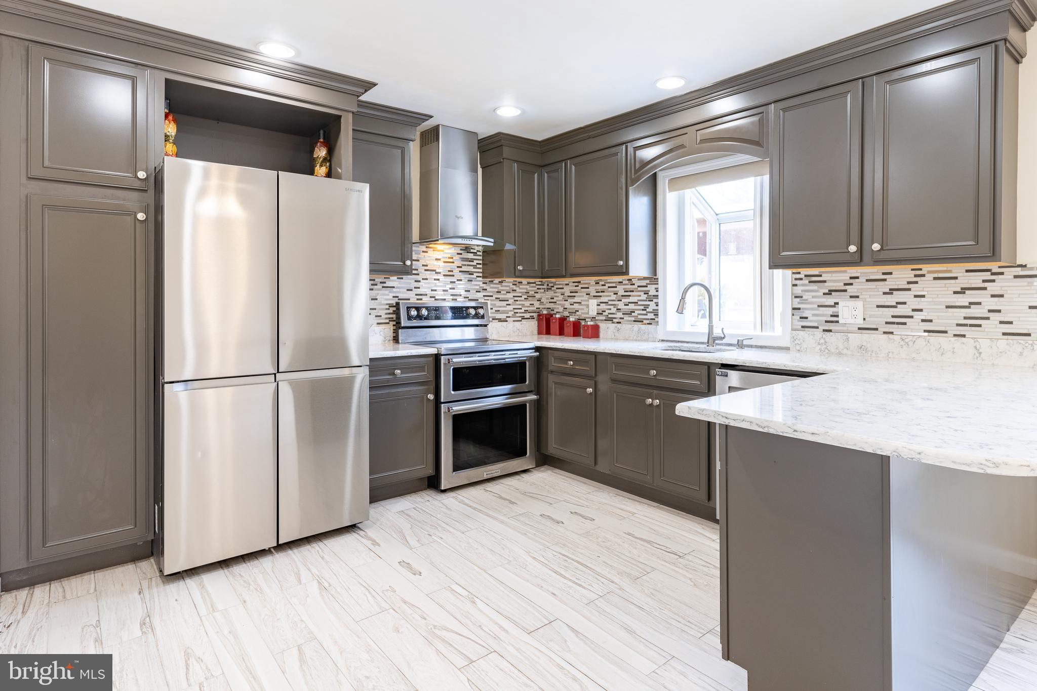 HAINES RIDGE - Residential