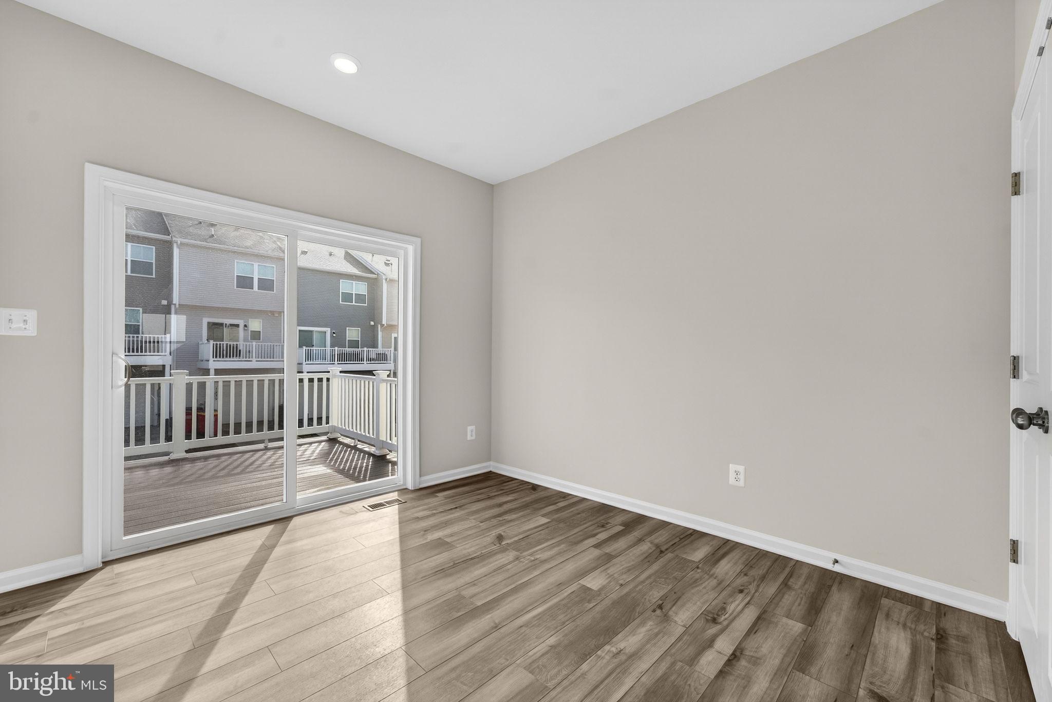 RED CLOVER MEADOWS - Residential Lease