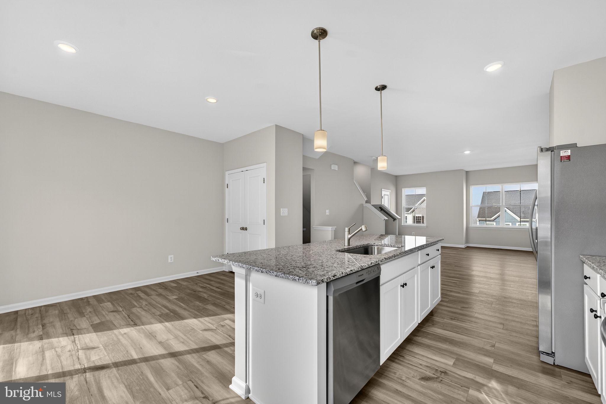 RED CLOVER MEADOWS - Residential Lease